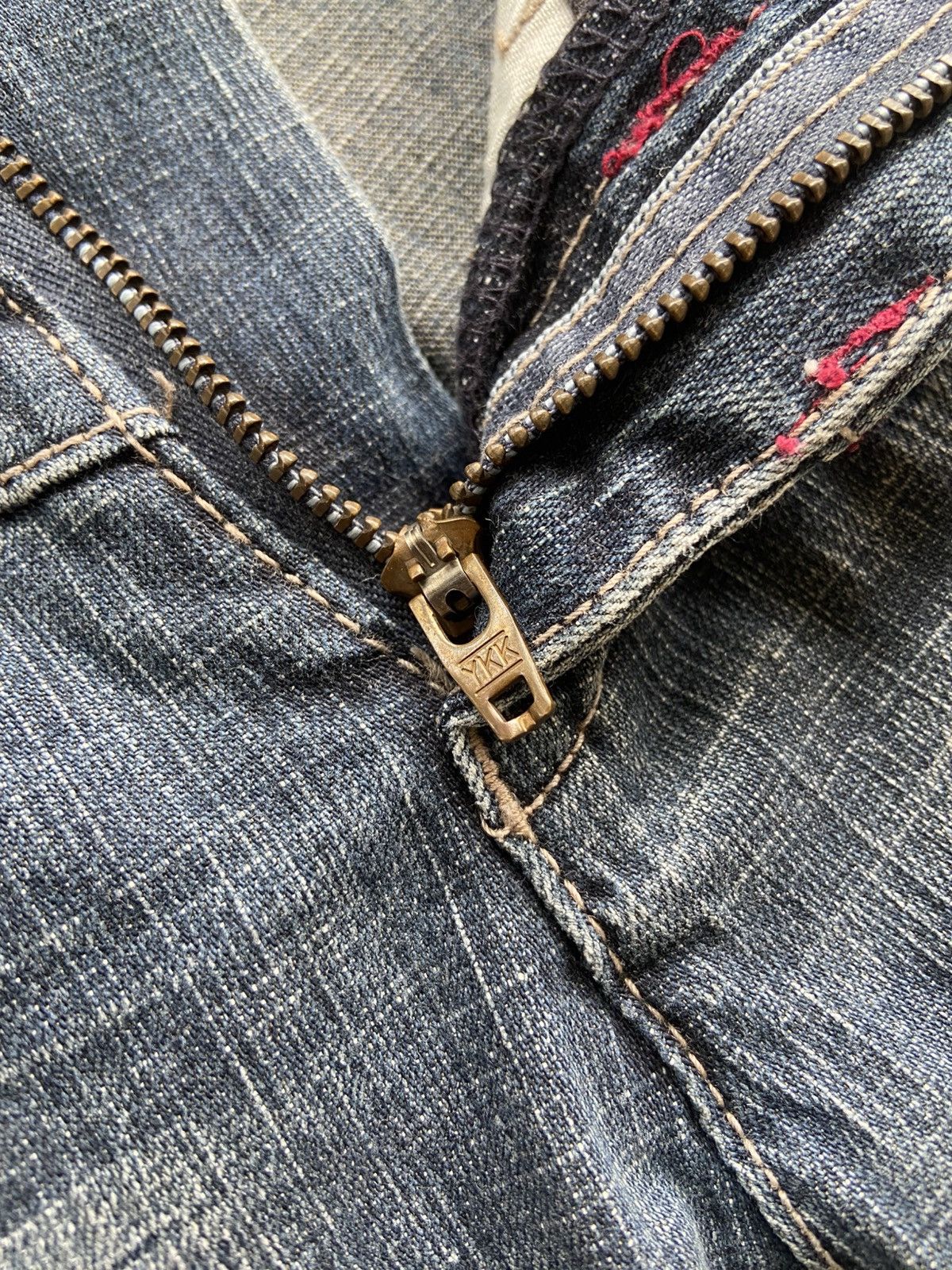 Marithe + Francois Girbaud 2000s Marithe Francois Girbaud - Wrinkled Denim Pants Size US 26 / EU 42 - 6 Thumbnail