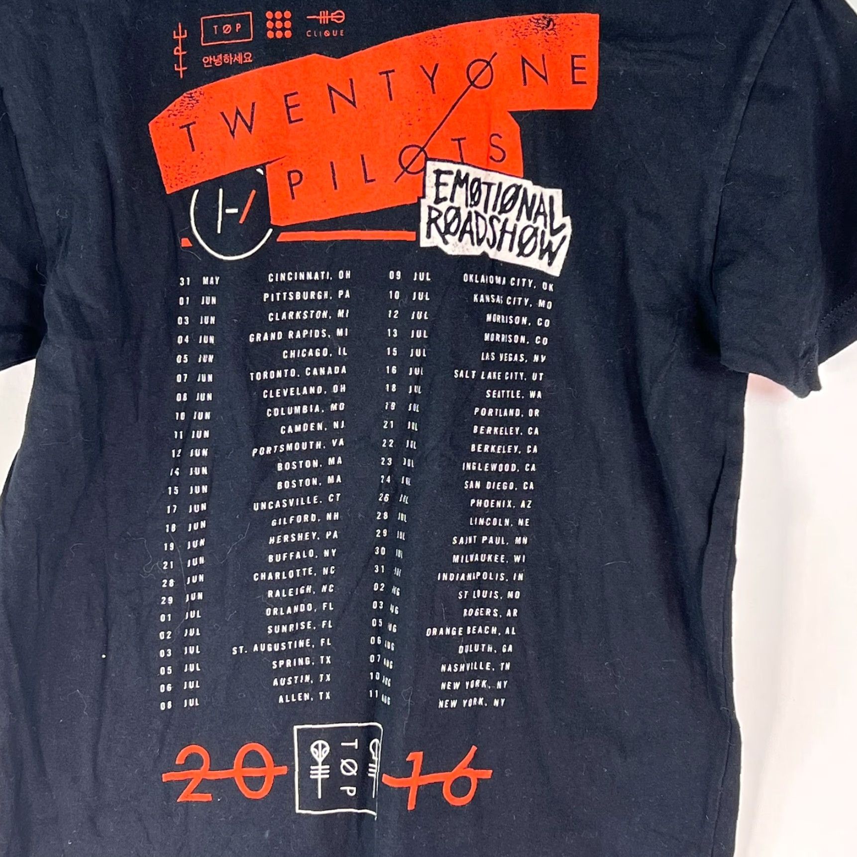 Vintage Twenty One Pilots Tour Mens Short Sleeve Graphic Black T Shirt Small Size US S / EU 44-46 / 1 - 3 Thumbnail