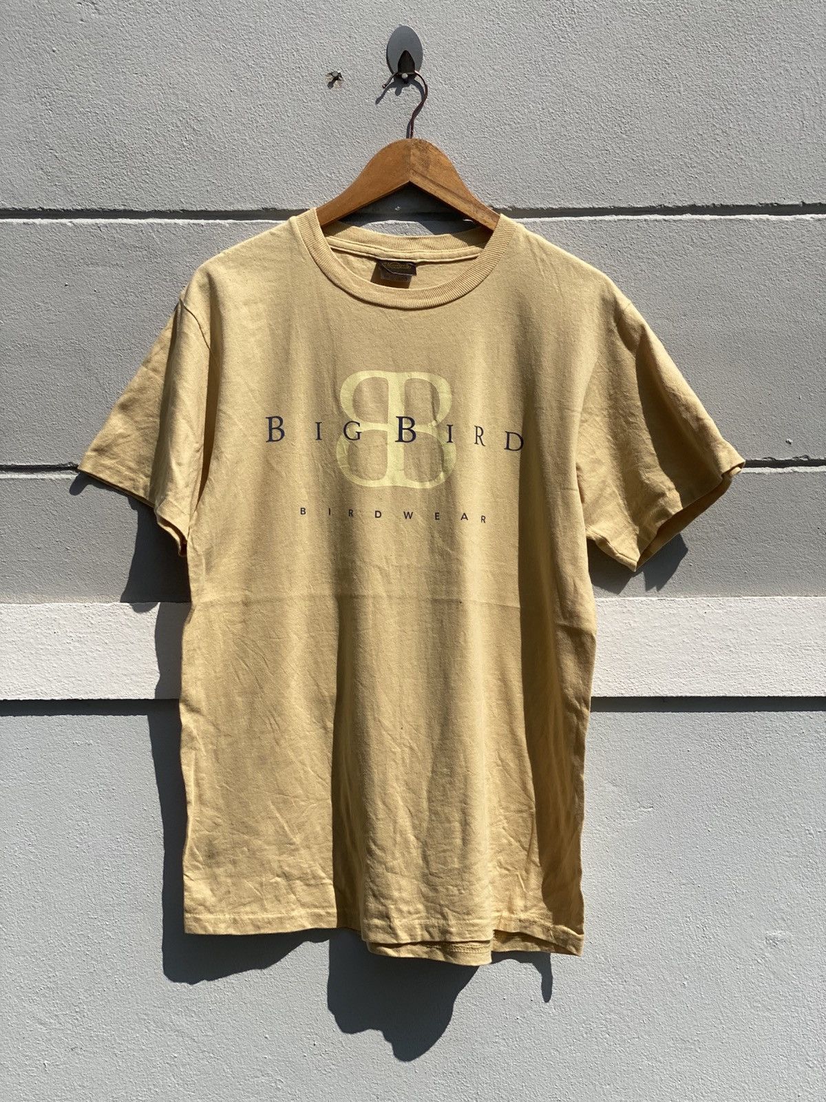 Japanese Brand Vintage 90s Big Bird Sesame Street T-Shirt Jim Hensom Size M Size US M / EU 48-50 / 2 - 2 Thumbnail