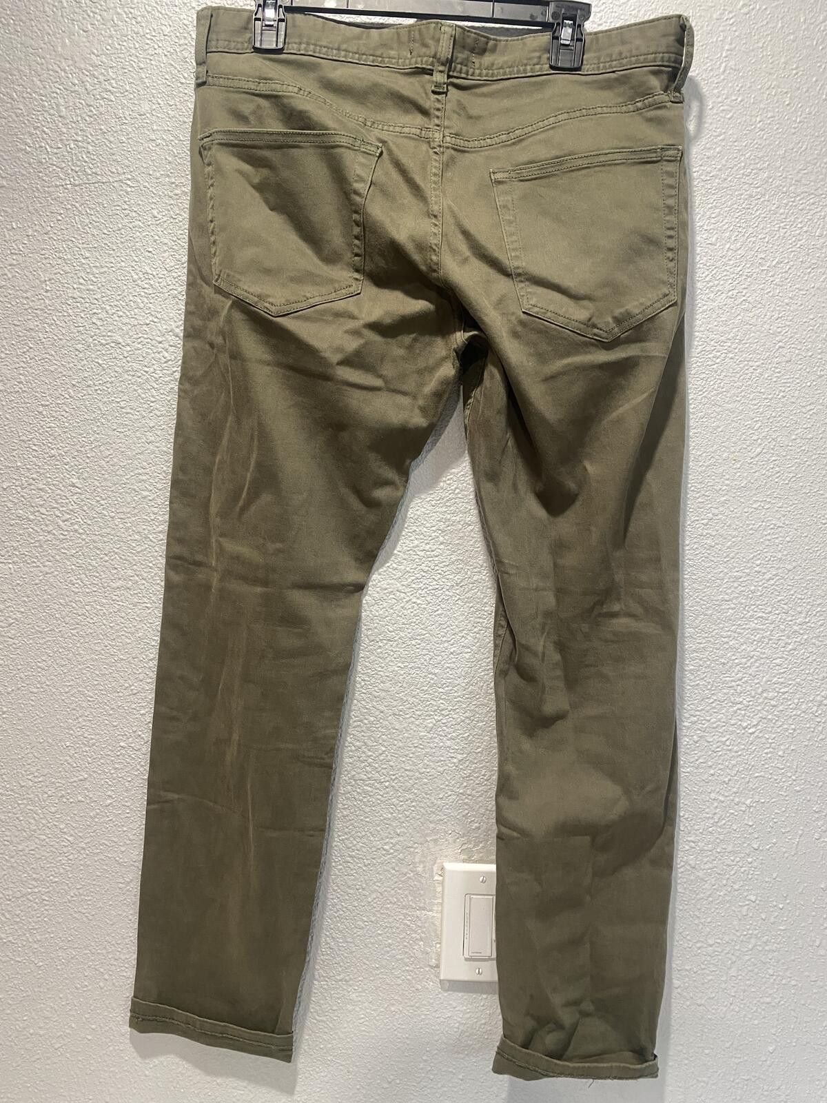 Forever 21 Forever 21 Men's Olive Green Slim Fit Pants Size 32 Size US 32 / EU 48 - 3 Thumbnail