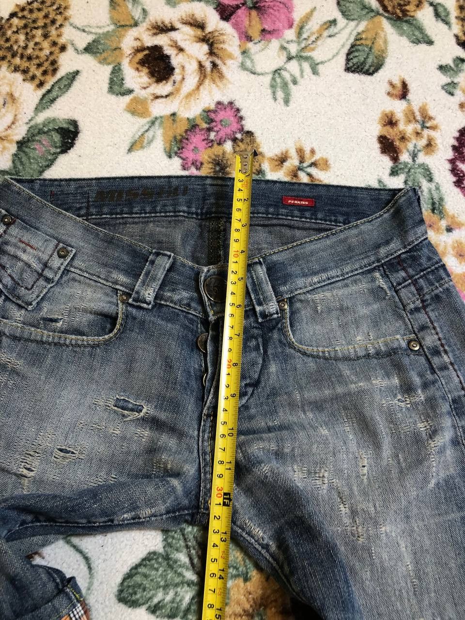 Miss Sixty Miss Sixty Collection Italy Style Perkins shorts distressed Size 28" / US 6 / IT 42 - 13 Thumbnail