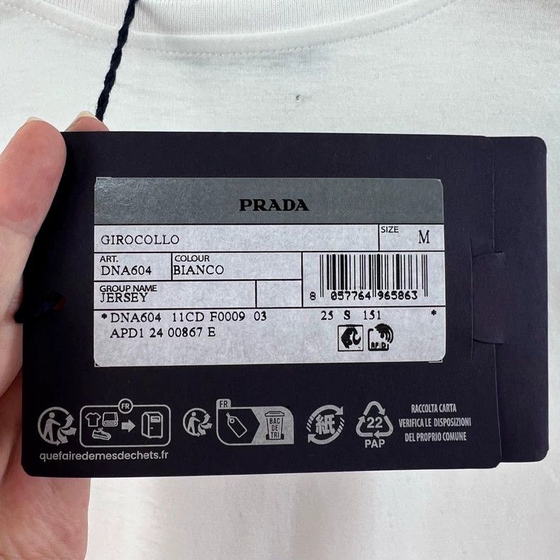 Prada Prada Classic pure version white round-neck short-sleeved Size US M / EU 48-50 / 2 - 5 Thumbnail