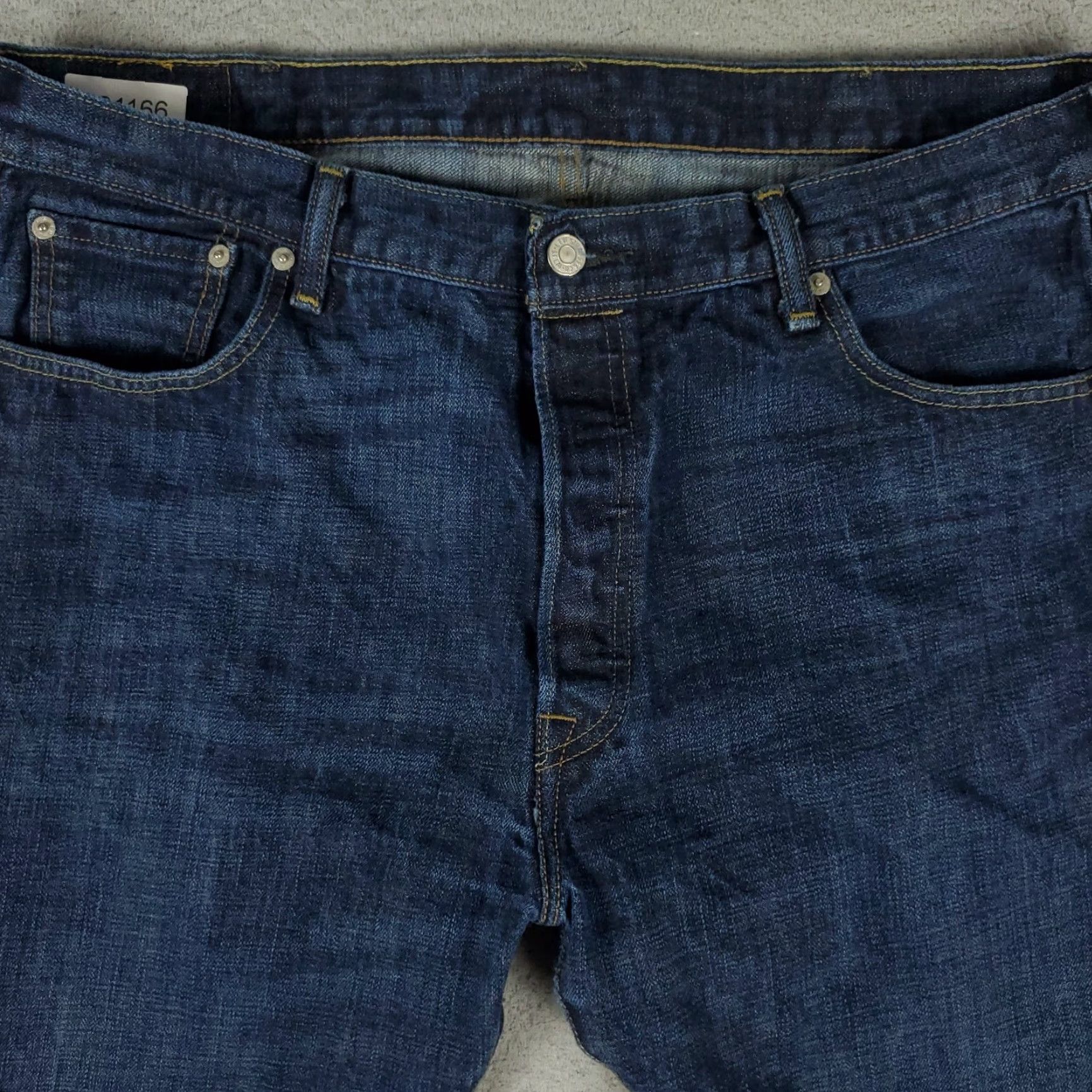 Levi's VINTAGE Levi's 501 Jeans Mens Size 40x30 Denim Straight Leg Button Fly Classic 80s 90s USA Men's Size US 40 / EU 56 - 2 Thumbnail