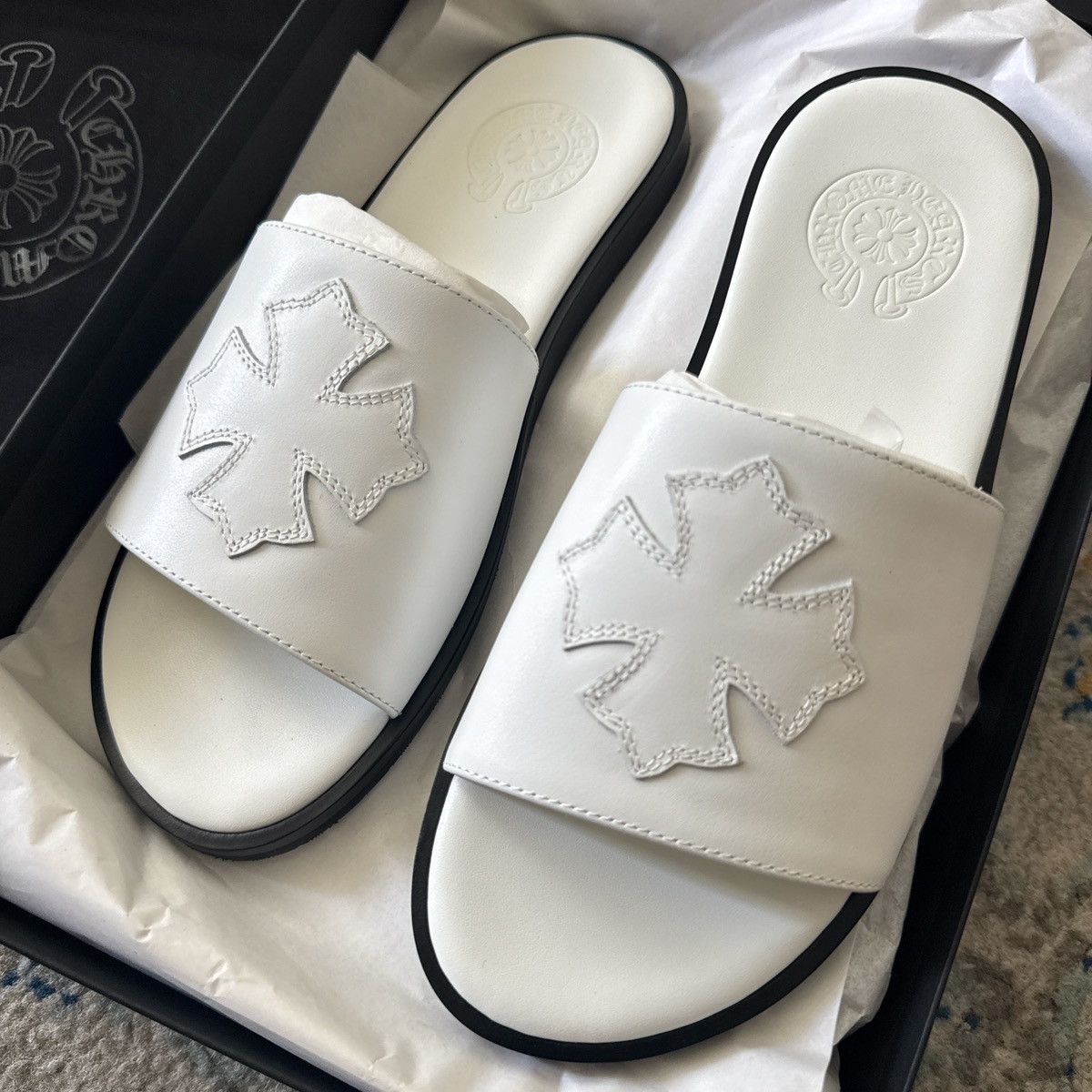 Chrome Hearts Authentic Chrome hearts white leather slides Size US 9 / IT 39 - 7 Thumbnail