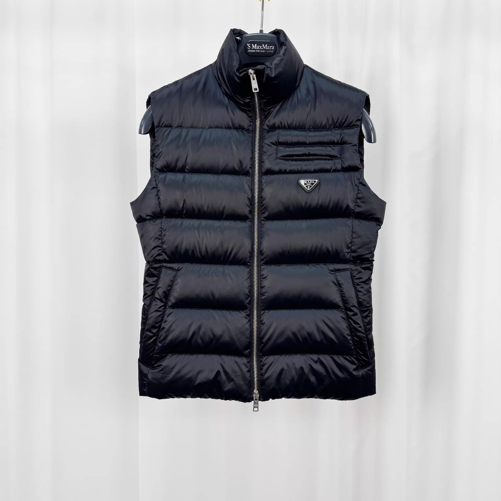 Prada Prada Triangle Logo Down Vest 40 98 New KL11204 Size S / US 4 / IT 40 - 1 Thumbnail