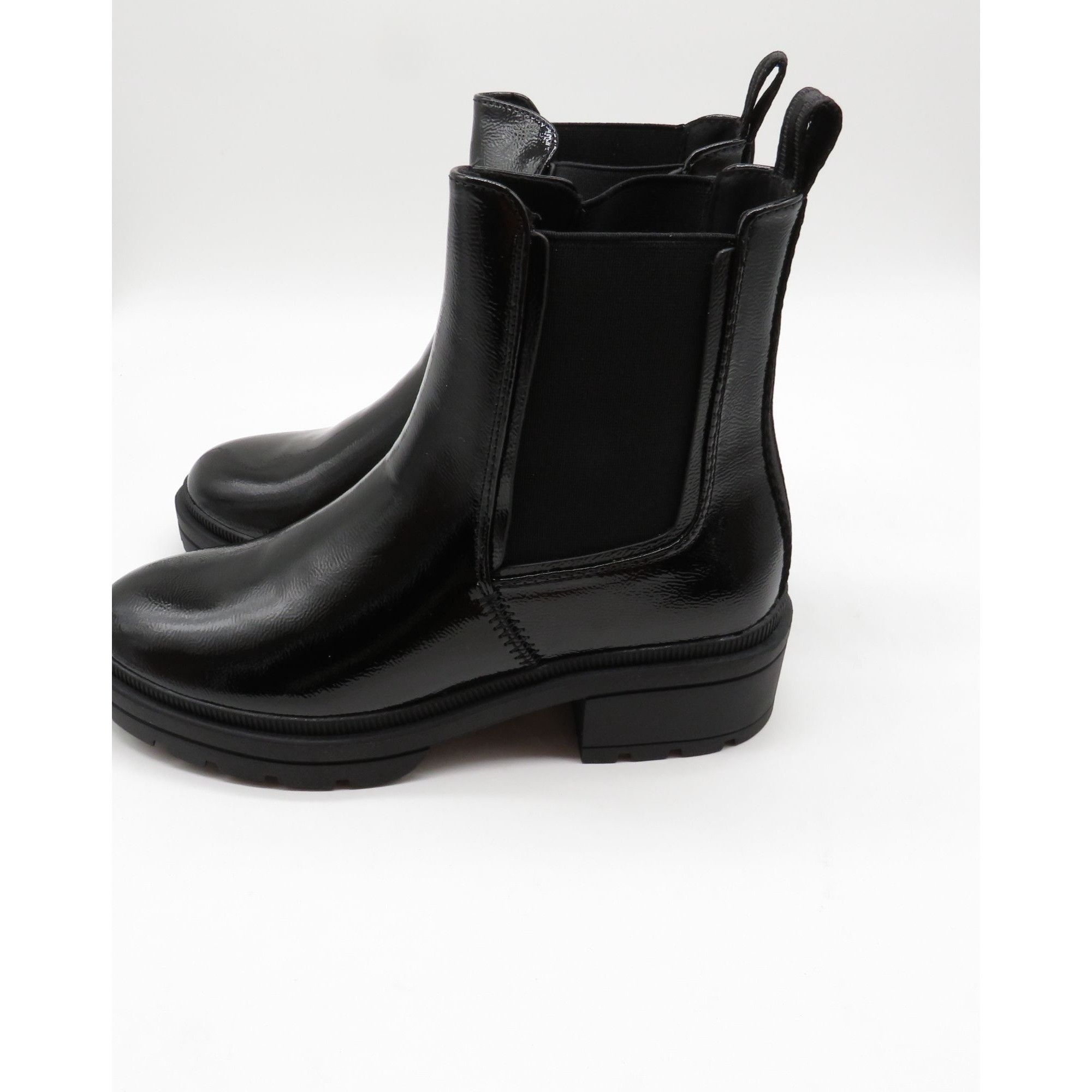 Other Rocket Dog Womens Black Patent PU Chelsea Boots 7.5M NEW Size US 7.5 / IT 37.5 - 5 Thumbnail