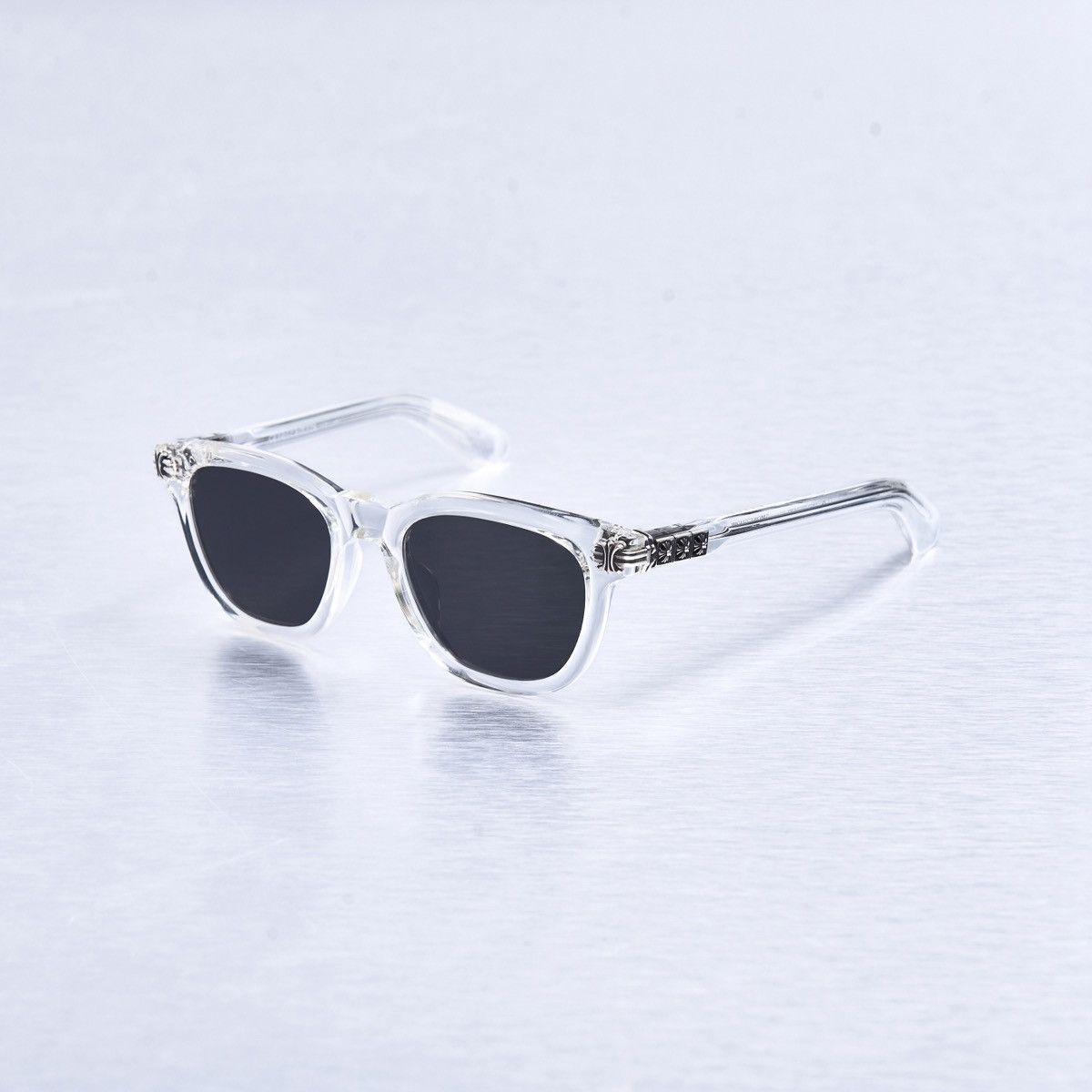 Chrome Hearts CHROME HEARTS SMOKE SHOW CRYSTAL GLASSES Size ONE SIZE - 1 Thumbnail