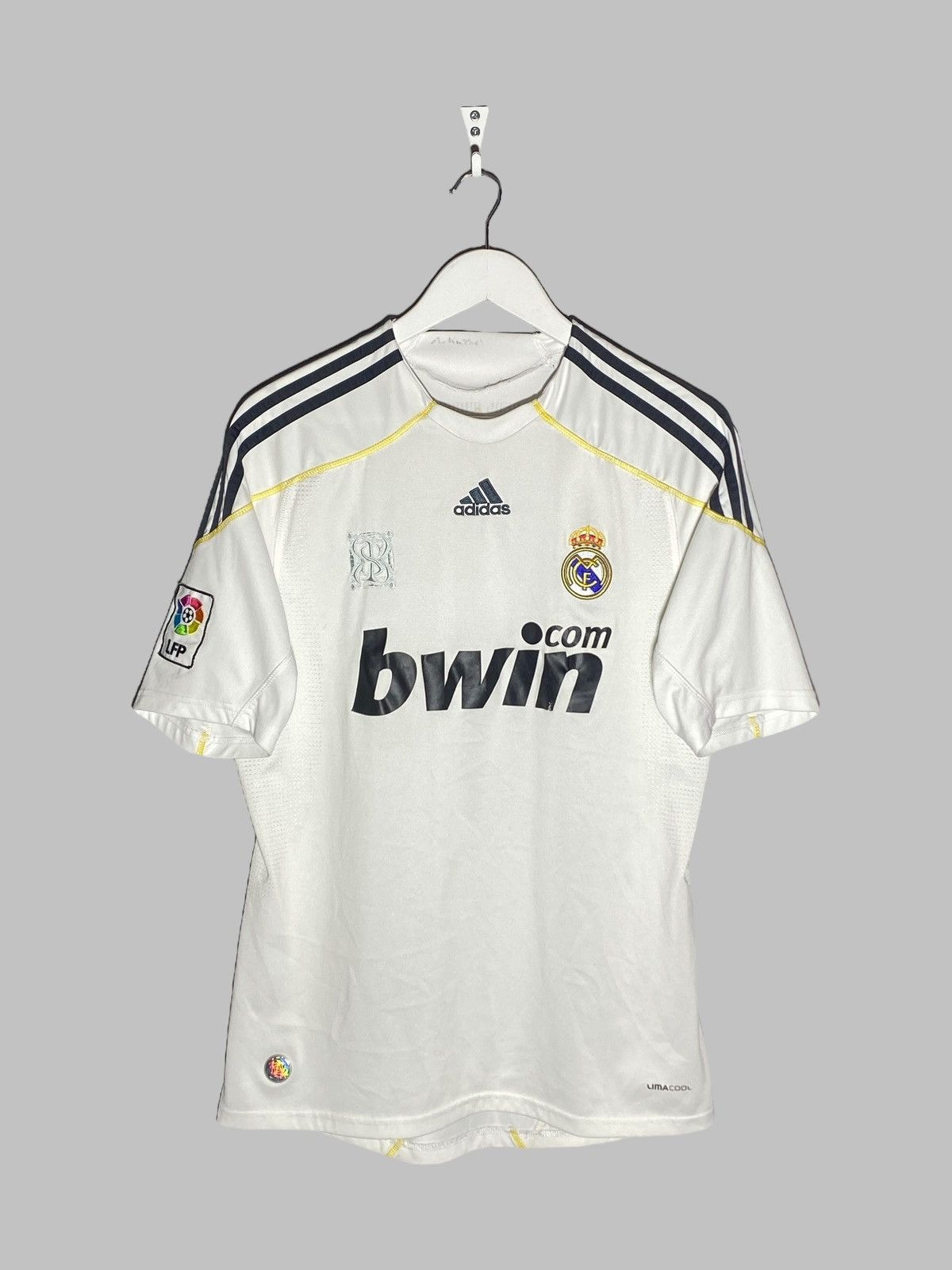 Adidas #9 Ronaldo Real Madrid 2009 Adidas Soccer Jersey Size US M / EU 48-50 / 2 - 2 Thumbnail