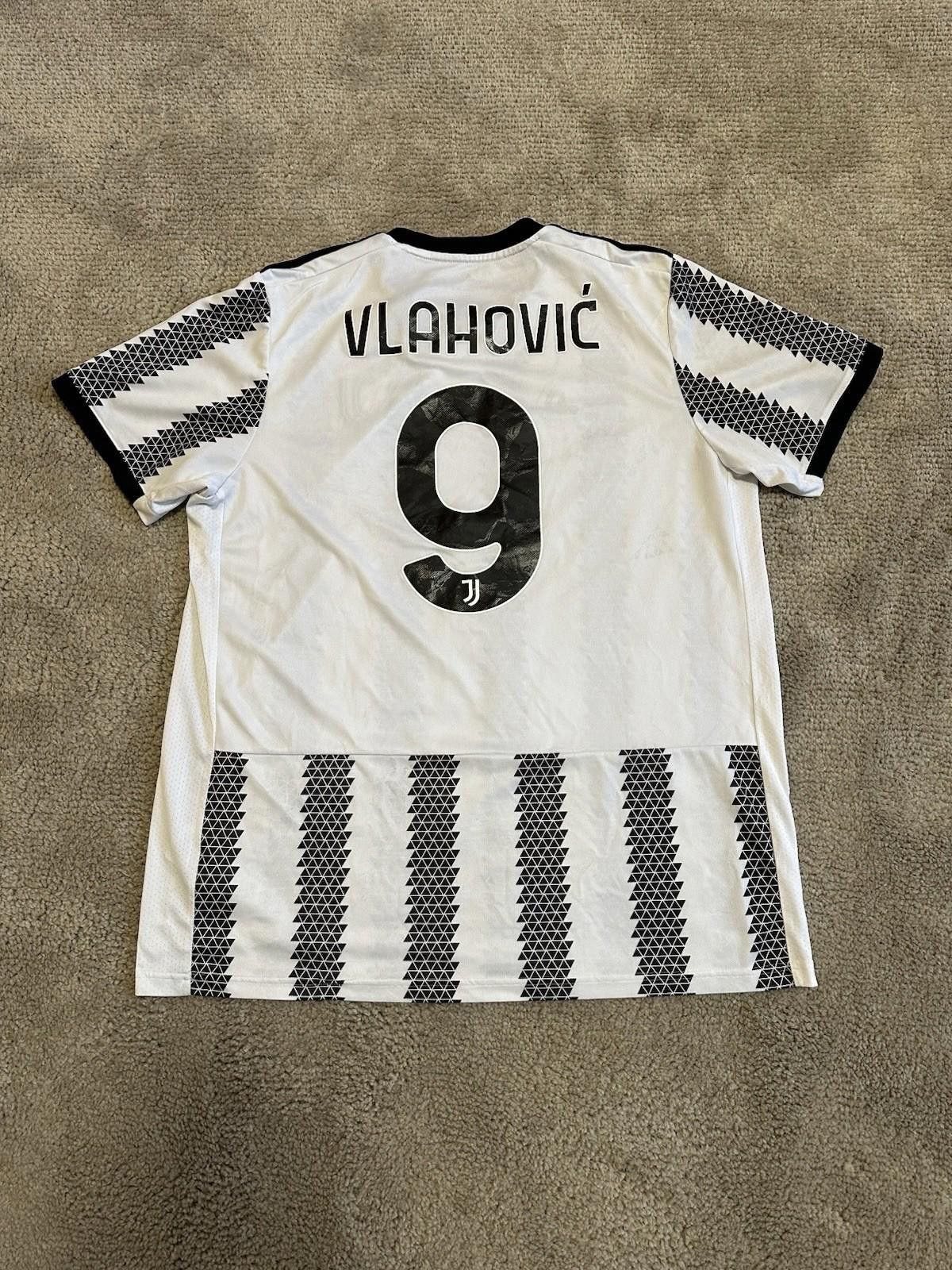 Adidas VLAHOVIC #9 JUVENTUS 2022/23 FOOTBALL SHIRT SOCCER JERSEY Size US XL / EU 56 / 4 - 8 Thumbnail