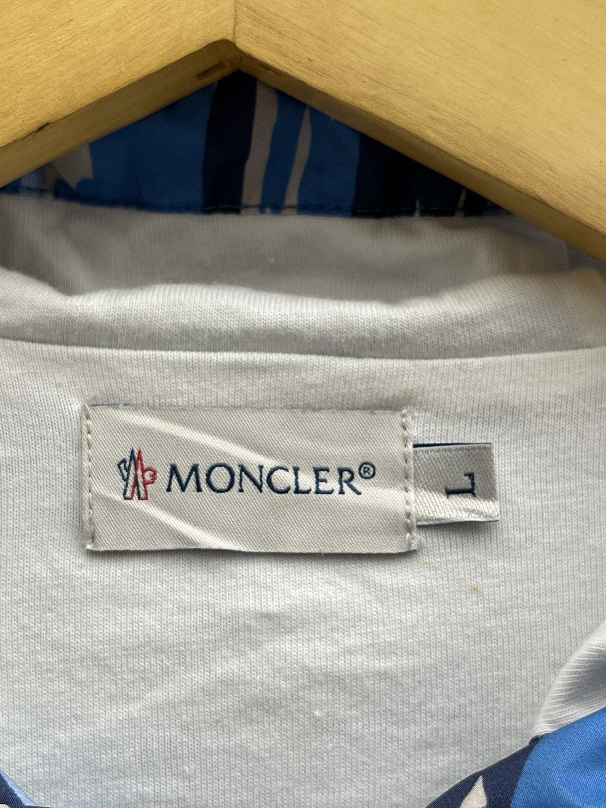 Moncler Moncler Maglia Cardigan Blue Camo Nylon Jacket Size US L / EU 52-54 / 3 - 5 Thumbnail