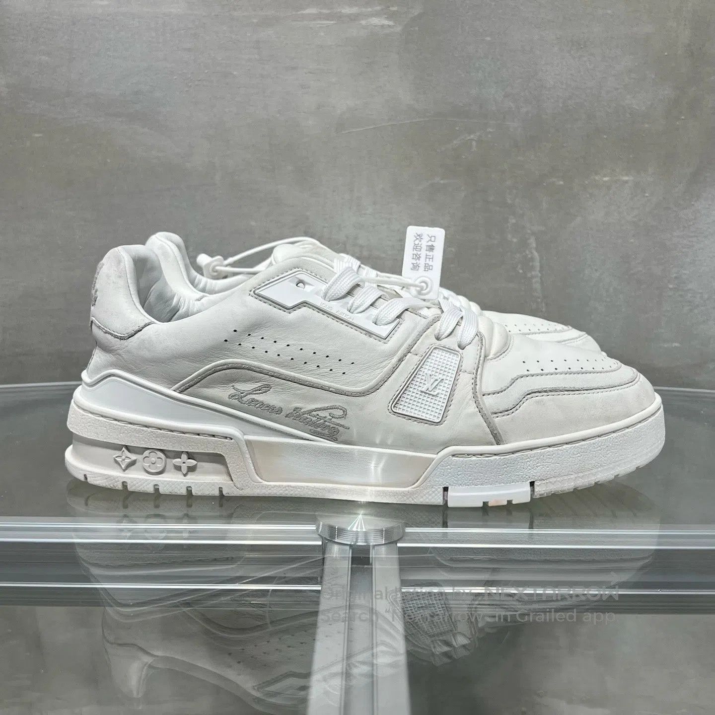 Louis Vuitton Louis Vuitton Trainer aged white shoes Size US 7.5 / EU 40-41 - 4 Thumbnail