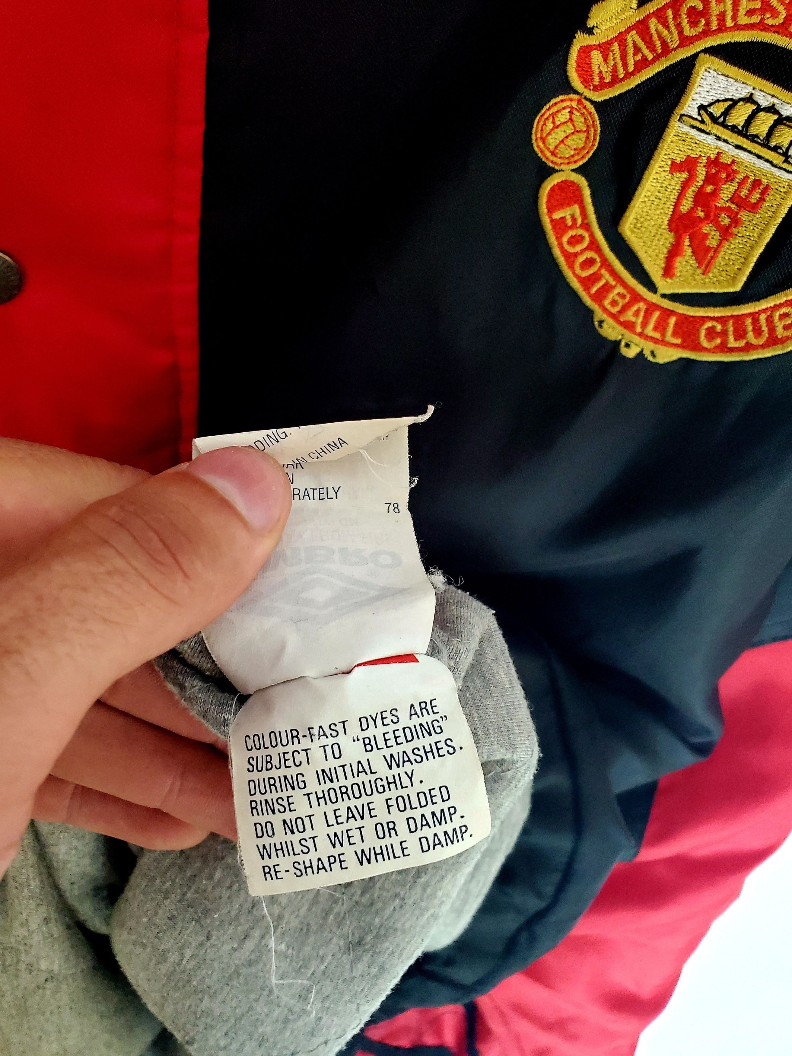 Umbro Manchester United Football Coat 1994/96 Alex Ferguson L Size US L / EU 52-54 / 3 - 7 Thumbnail