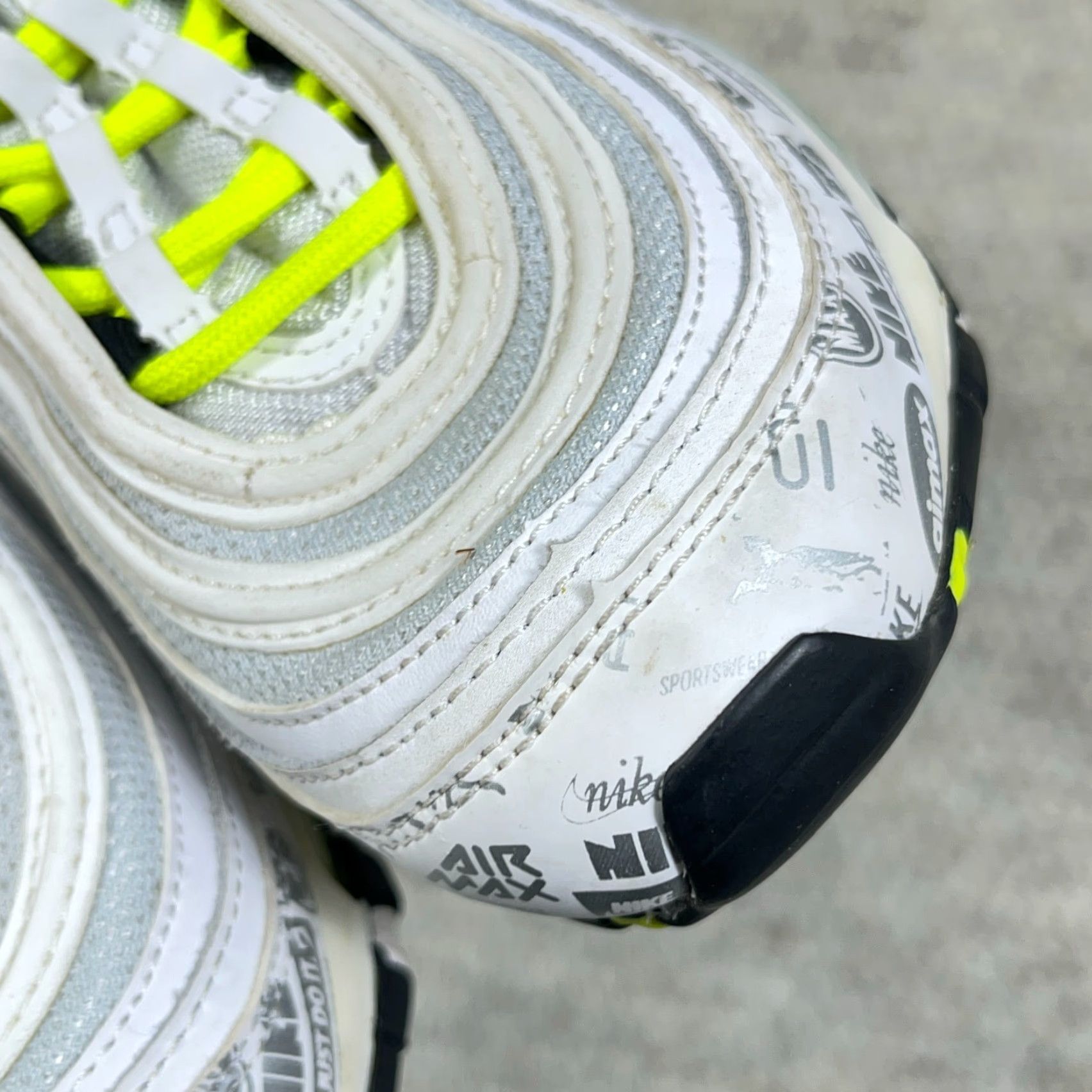 Nike NIKE AIR MAX 97 GS White Neon Yellow Reflective Logos Size 4.5Y Womens Sneaker Size US 5 / IT 35 - 7 Thumbnail
