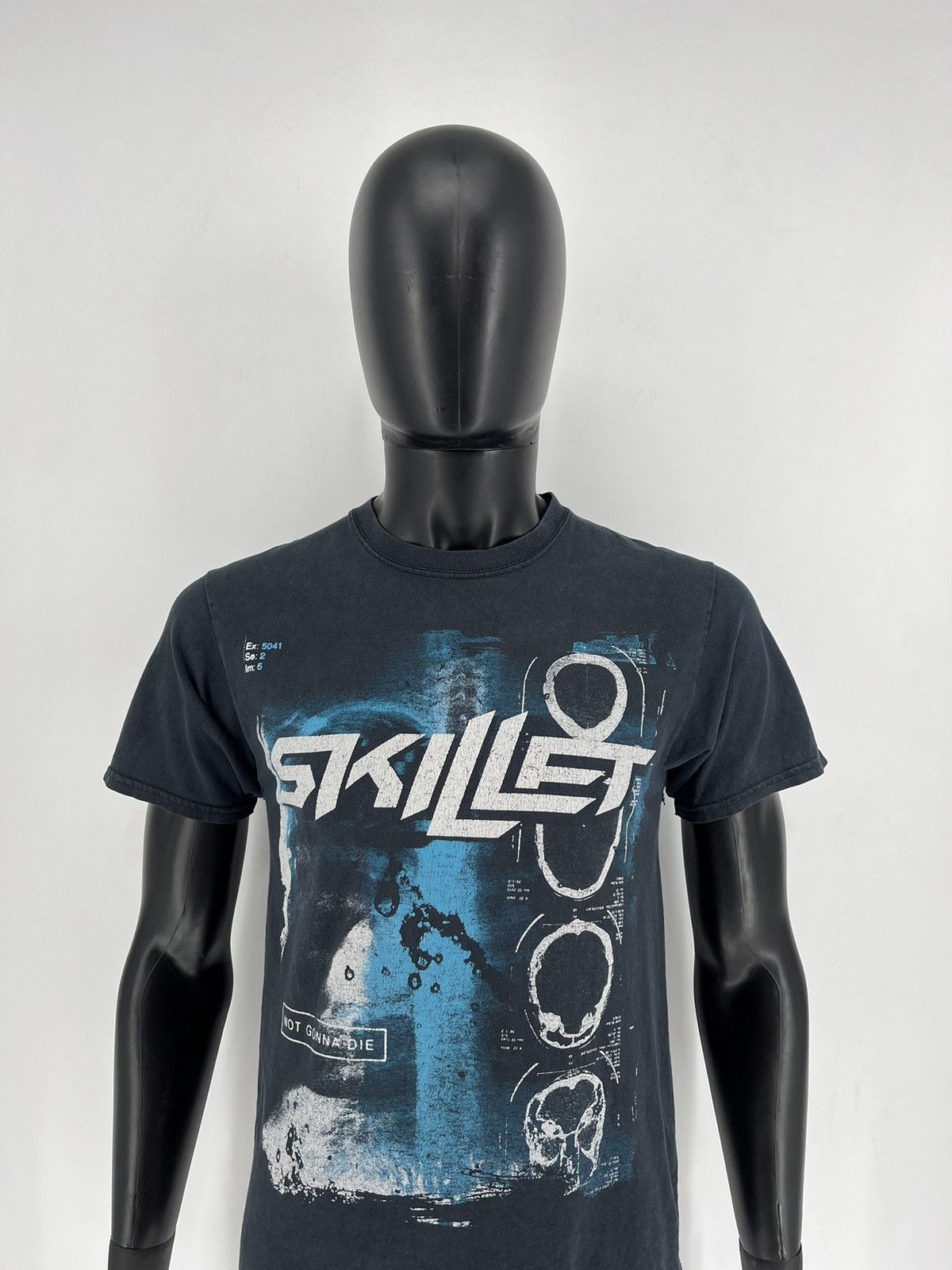 Band Tees Vintage Y2K Skillet Not Gonna Die Shirt Metal Rock Band Tee Size US S / EU 44-46 / 1 - 1 Thumbnail