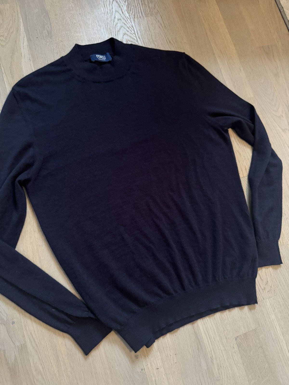 Fedeli FEDELI jumper 54 but FITS SMALLER CHECK PHOTOS FOR TAPE SIZE Size US L / EU 52-54 / 3 - 1 Thumbnail