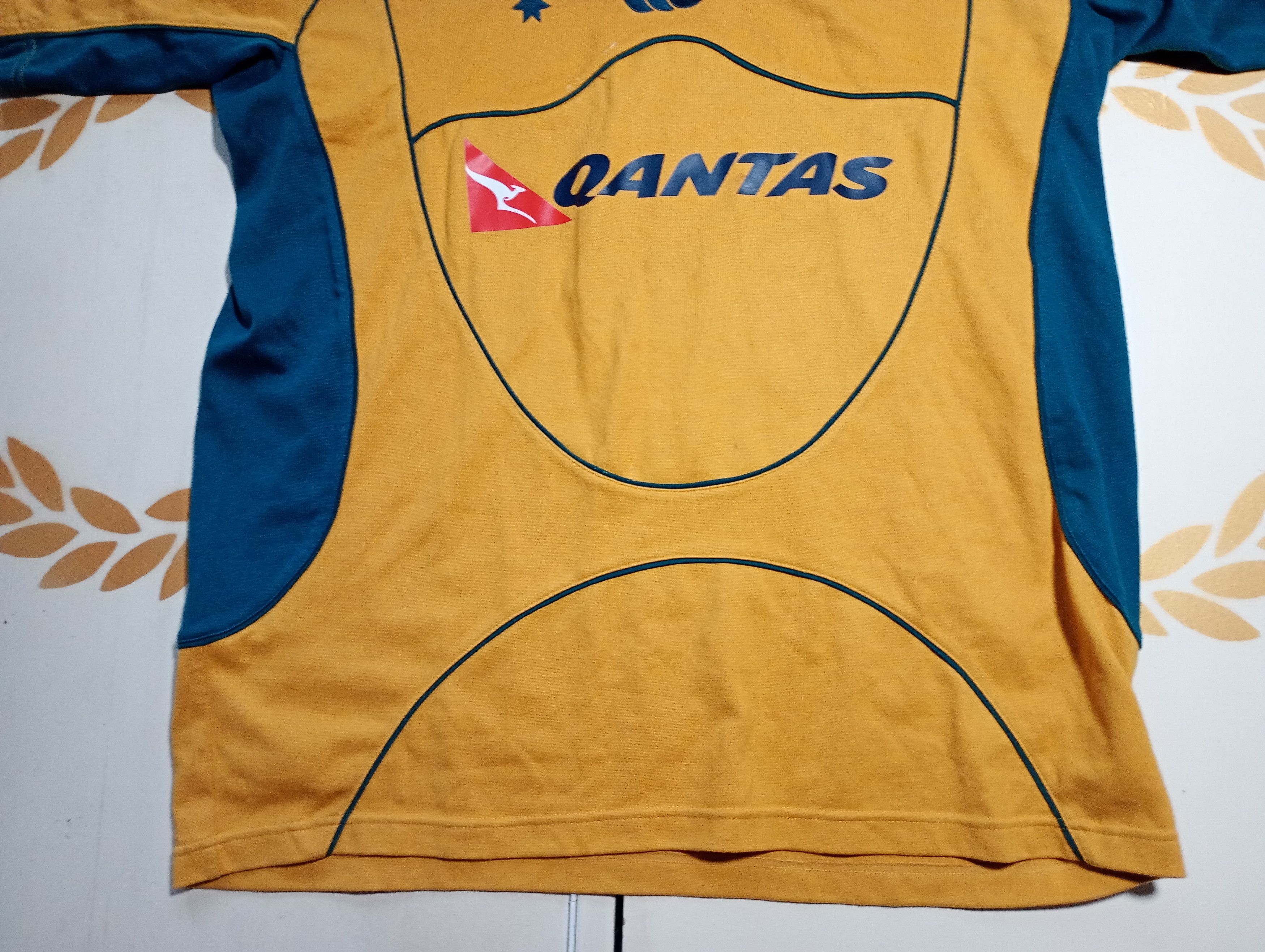 Canterbury of New Zealand Canterbury Wallabies Australia Rugby Shirt 2008 Size US XL / EU 56 / 4 - 3 Thumbnail