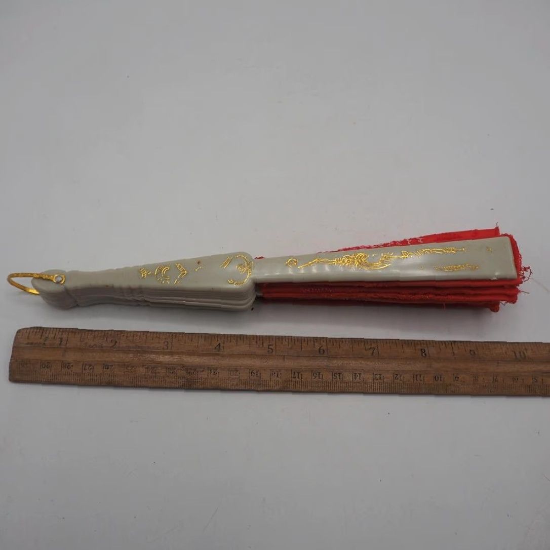 Vintage Vintage Ladies Plastic & Fabric Folding Fan Size ONE SIZE - 3 Thumbnail