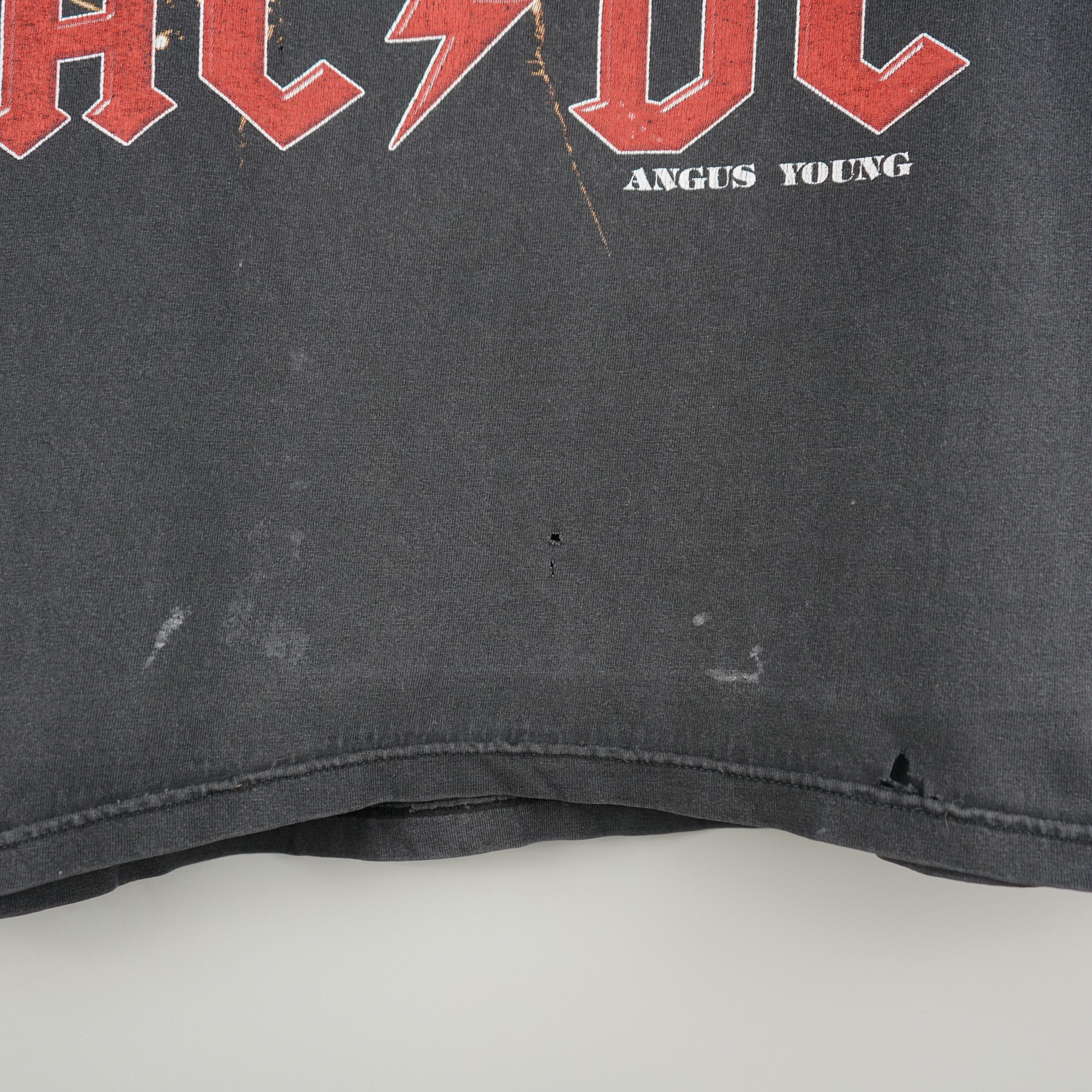 Band Tees × Vintage Vintage 90s ACDC T-Shirt Angus Young Size US L / EU 52-54 / 3 - 3 Thumbnail
