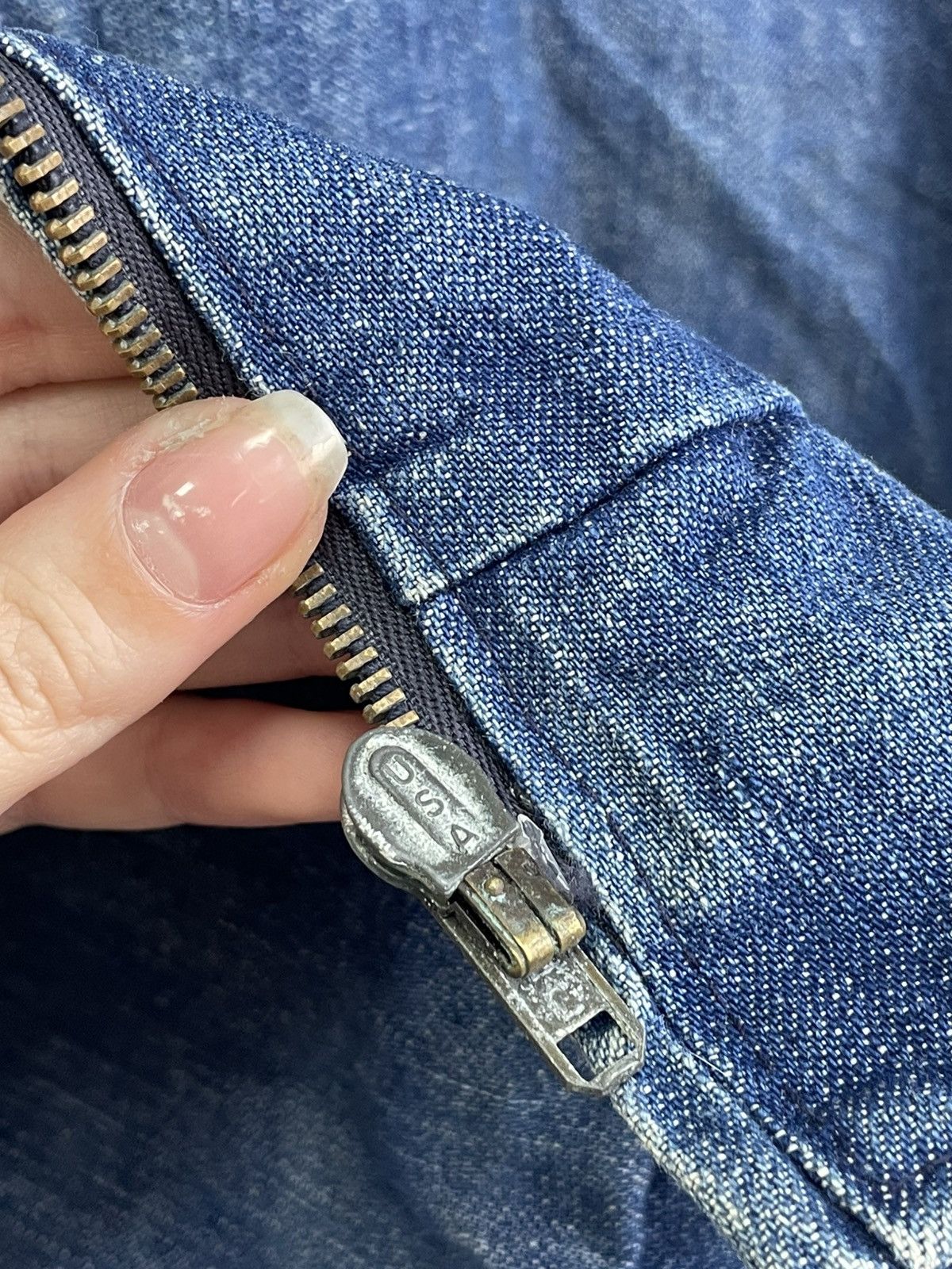 Levi's Vintage rare cropped 90s denim jacket made in USA scovill Size US XL / EU 56 / 4 - 5 Thumbnail