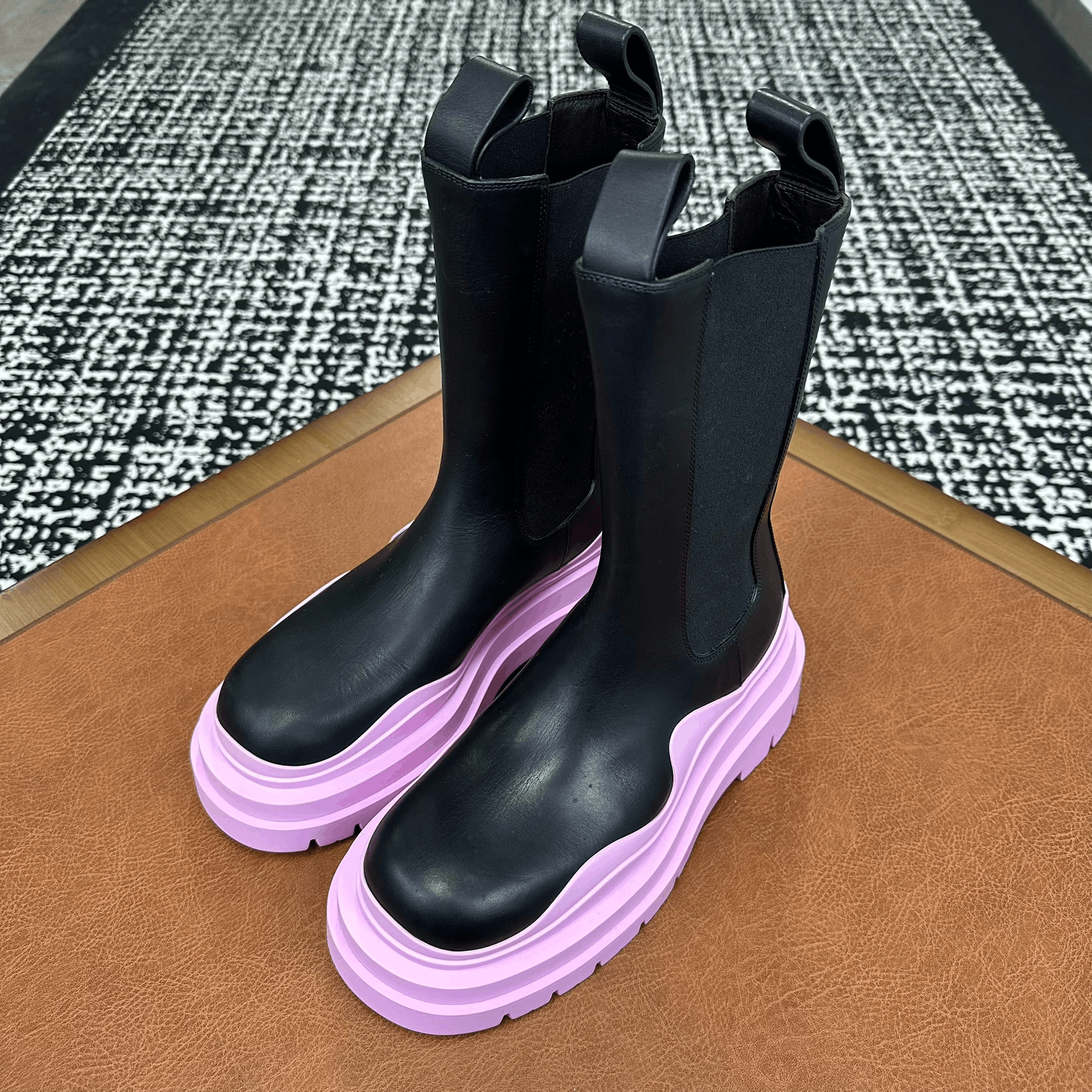 Bottega Veneta Bottega Veneta Pink Boots it_36 Women Size US 6 / IT 36 - 1 Thumbnail