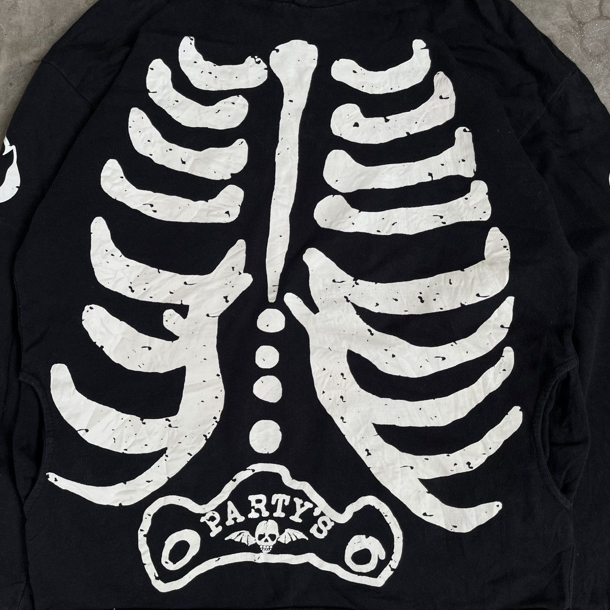 Japanese Brand 2000s Japanese Skeleton Fire Hoodie Size US L / EU 52-54 / 3 - 5 Thumbnail