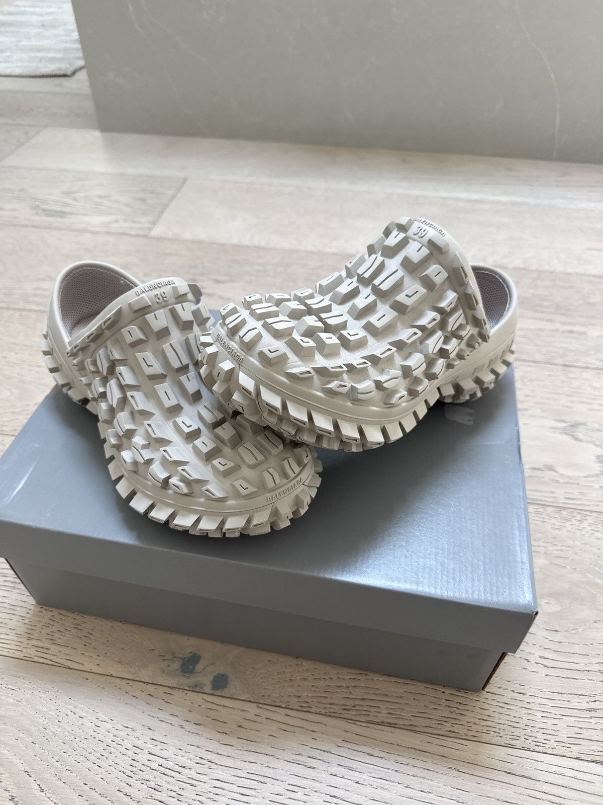 Balenciaga Balenciaga bouncer clog Size US 9.5 / EU 42-43 - 1 Thumbnail