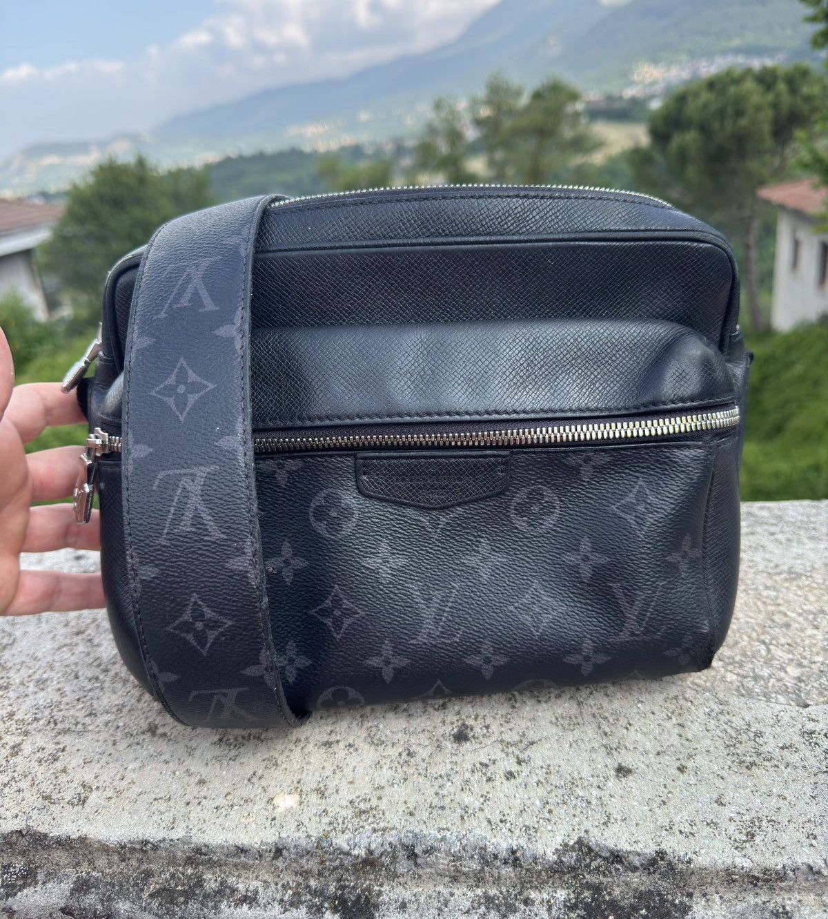 Louis Vuitton Louis Vuitton Outdoor Monogram Eclipsed Shoulder Bag Size ONE SIZE - 1 Thumbnail