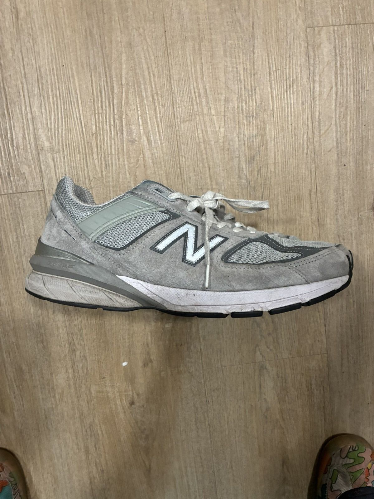 New Balance 990v5 grey trainers. Size US 11