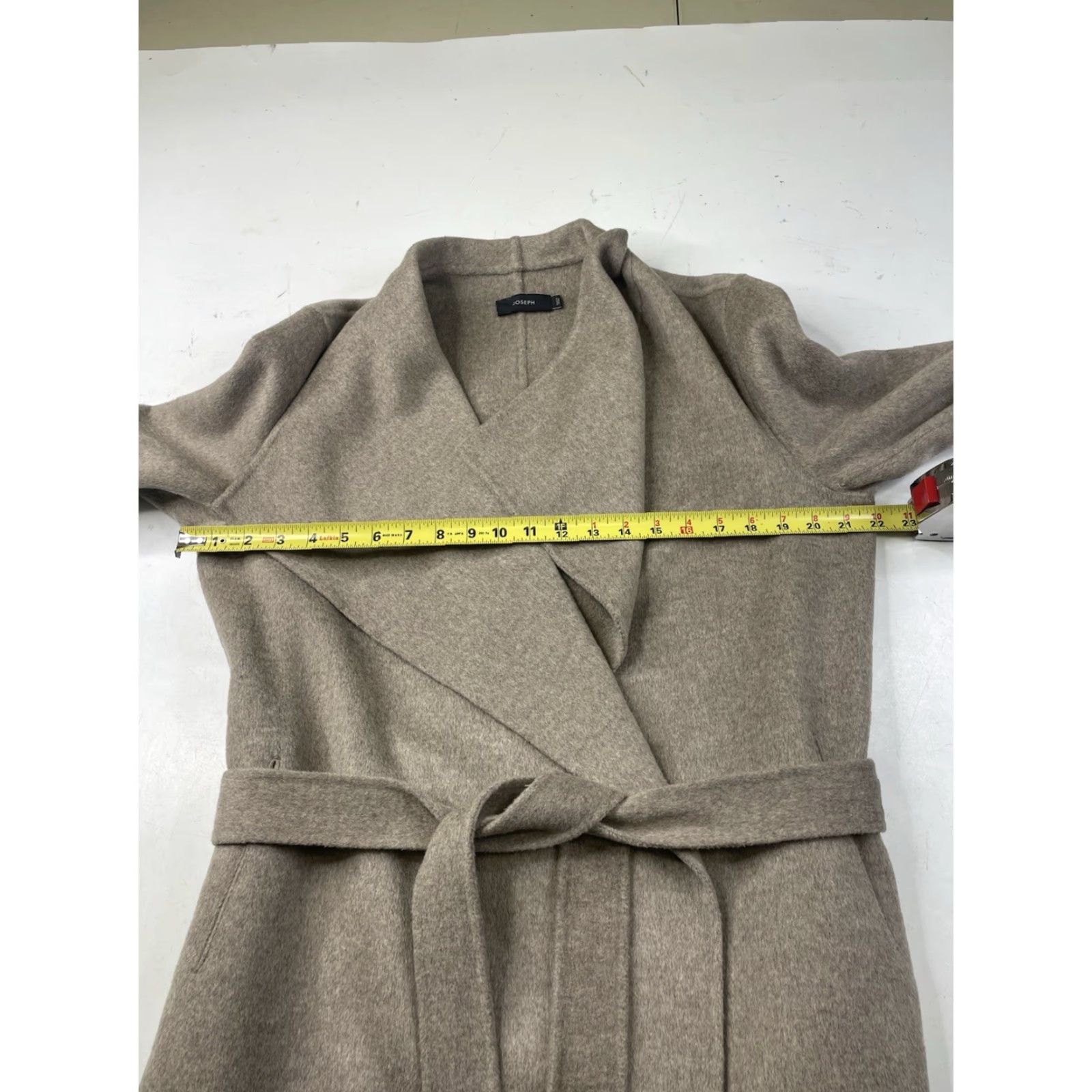 Joseph Joseph Lisa Long Wool Cashmere Coat Beige Tie Wrap Jacket 44 Luxury Overcoat Womens Classical long sleeve pockets solid beige Size M / US 6-8 / IT 42-44 - 6 Thumbnail