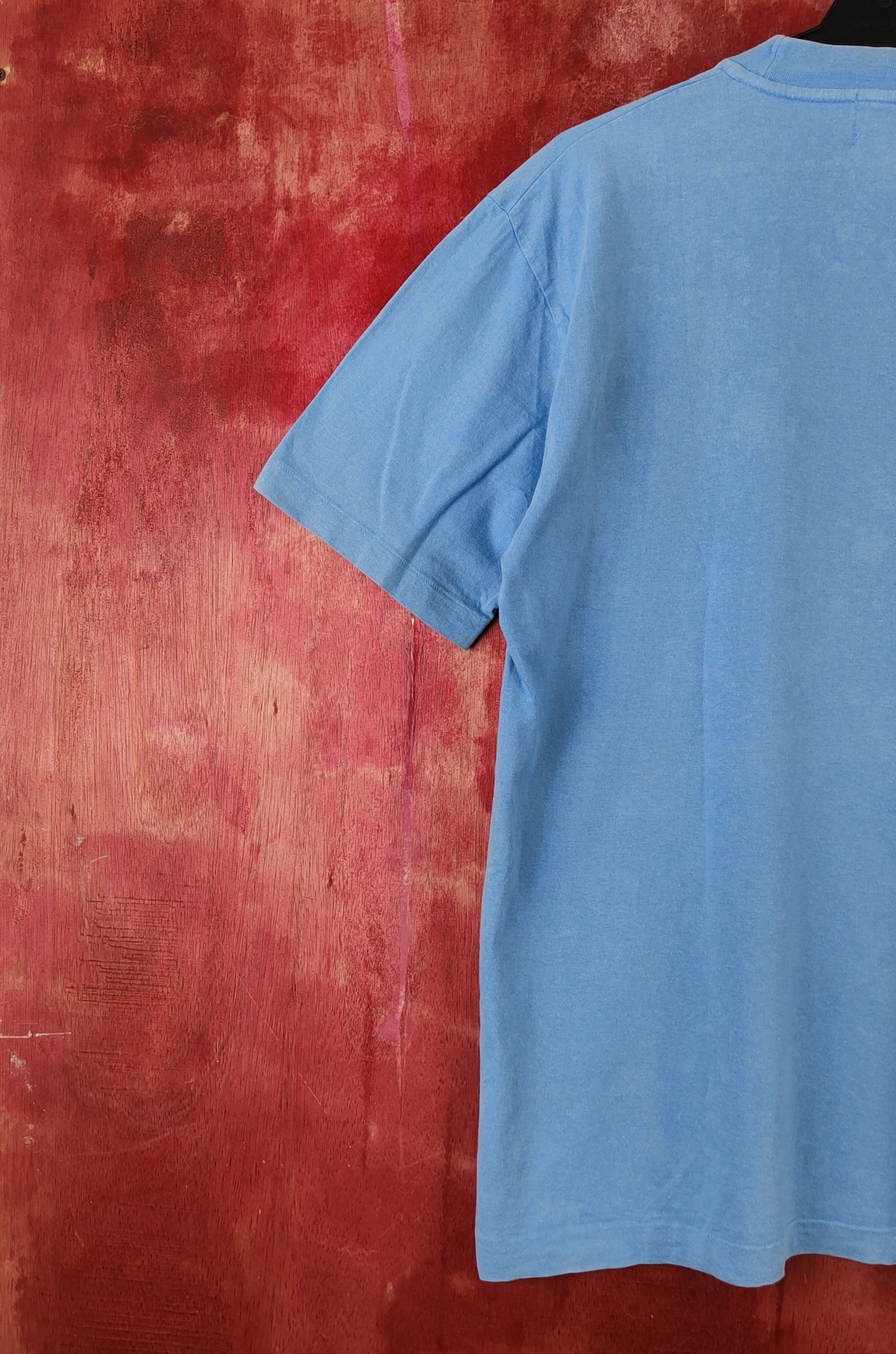 Vintage Crayola vintage cartoon Blue faded tee T-shirts #S2297 Size US L / EU 52-54 / 3 - 10 Thumbnail