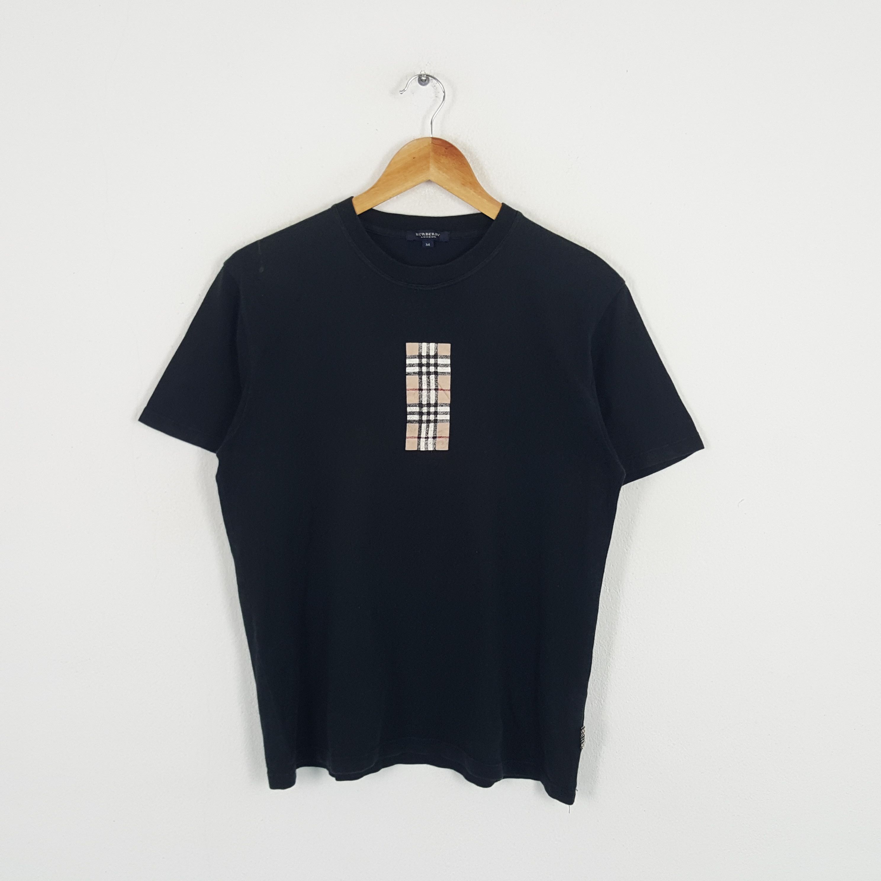 Burberry × Vintage Vintage Burberry London Nova Check Tshirt Size US M / EU 48-50 / 2 - 1 Thumbnail