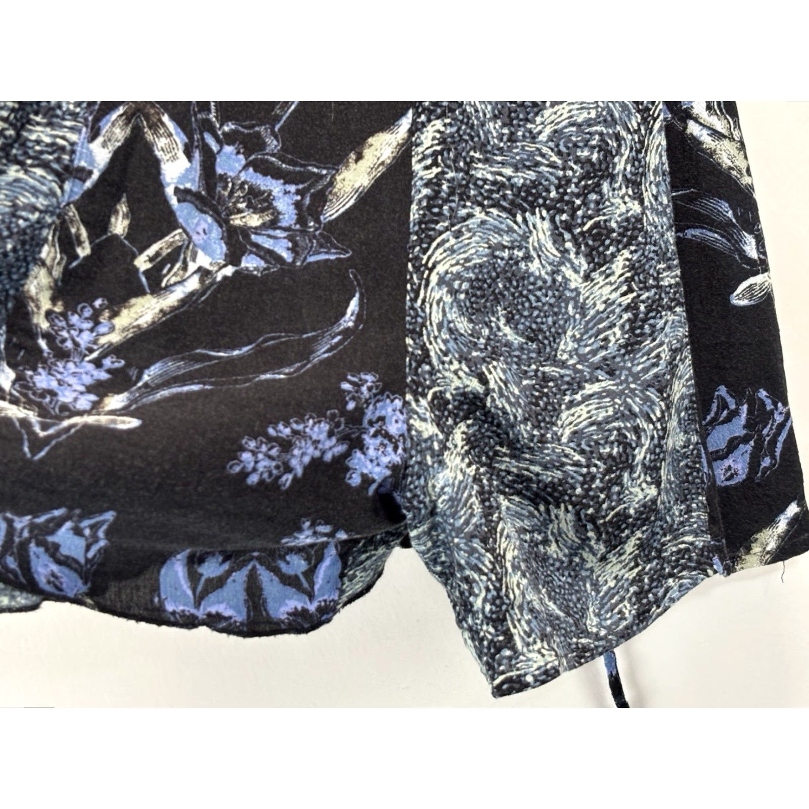 Free People Free People Romper Women Medium Blue Mixed Print Boho Hippie V-Neck Sleeveless Pull-On Rayon Size 32" / US 10 / IT 46 - 5 Thumbnail