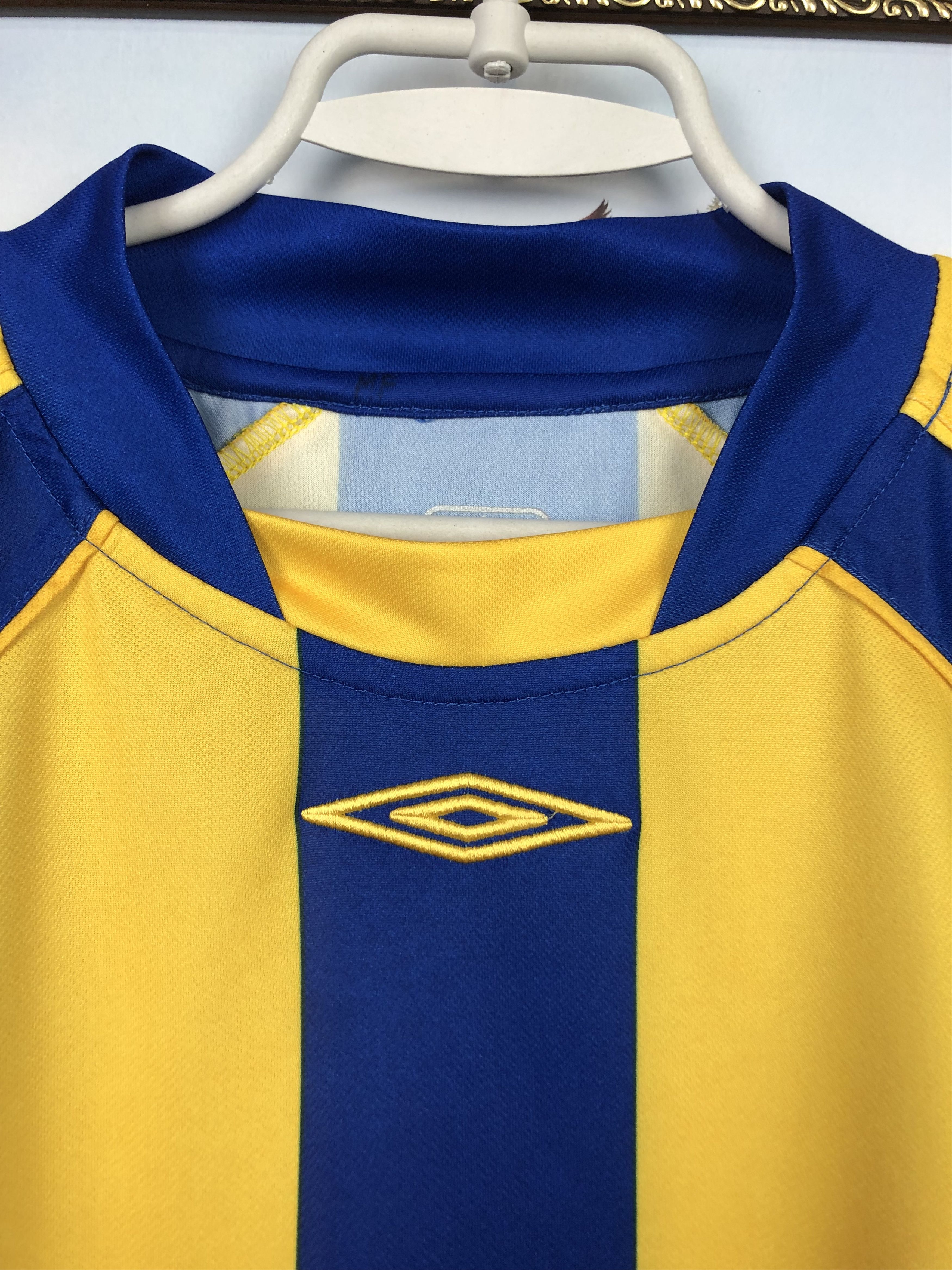 Umbro Vintage Football Template Shirt Soccer Long Sleeve Jersey Size US M / EU 48-50 / 2 - 3 Thumbnail