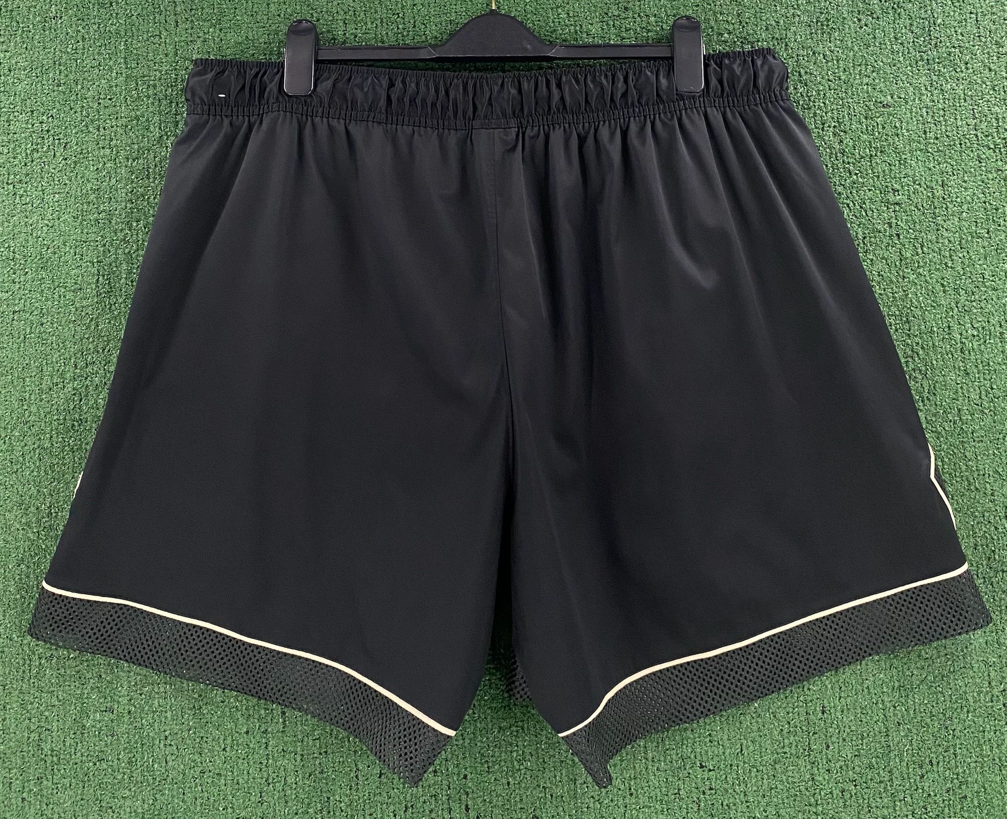 Jordan Brand Air Jordan Essentials Diamond Loose Fit Shiny Shorts 2XL Size 34" / US 12 / IT 48 - 6 Thumbnail