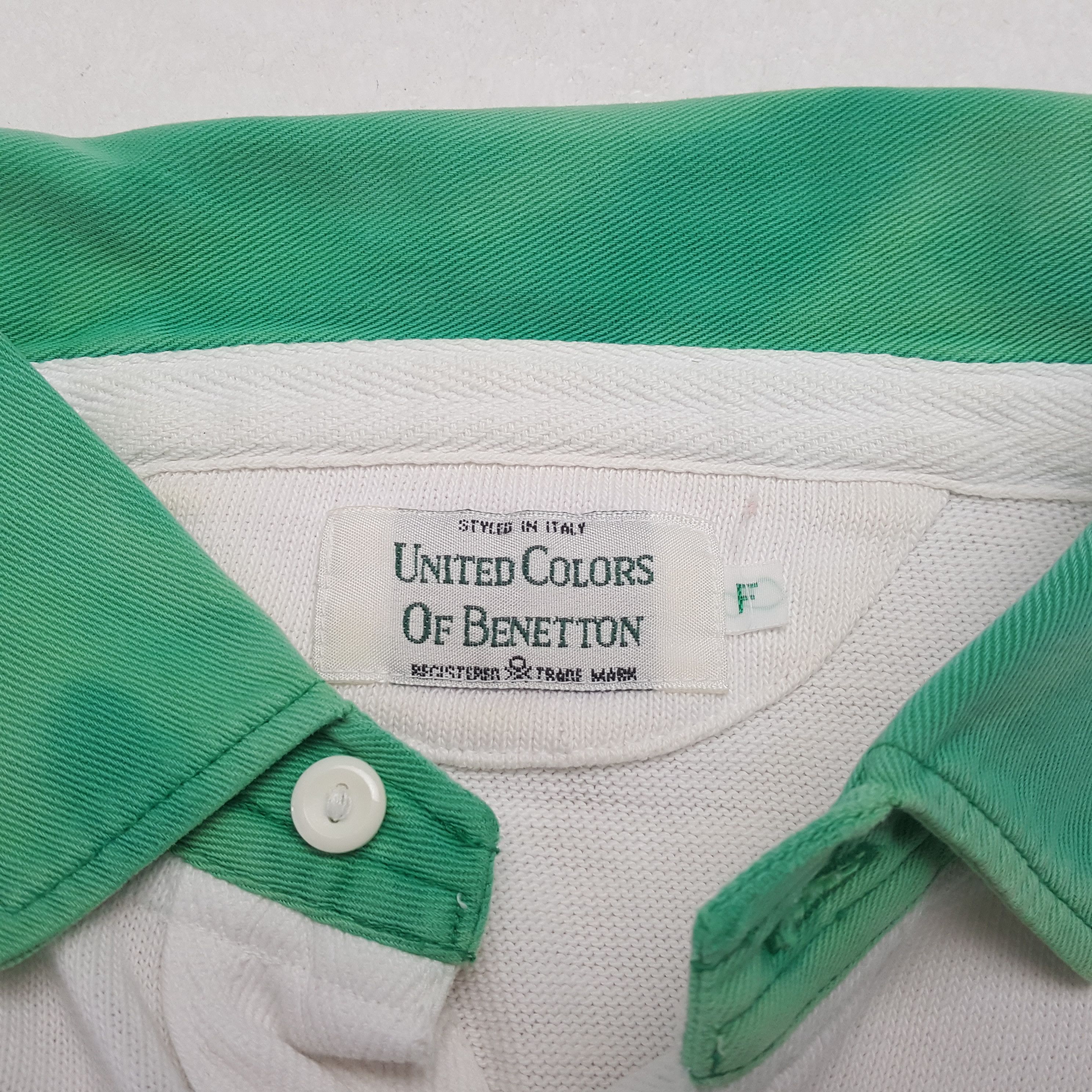 Benetton United Colors Of Benetton Polos C294N51 Size US L / EU 52-54 / 3 - 6 Thumbnail