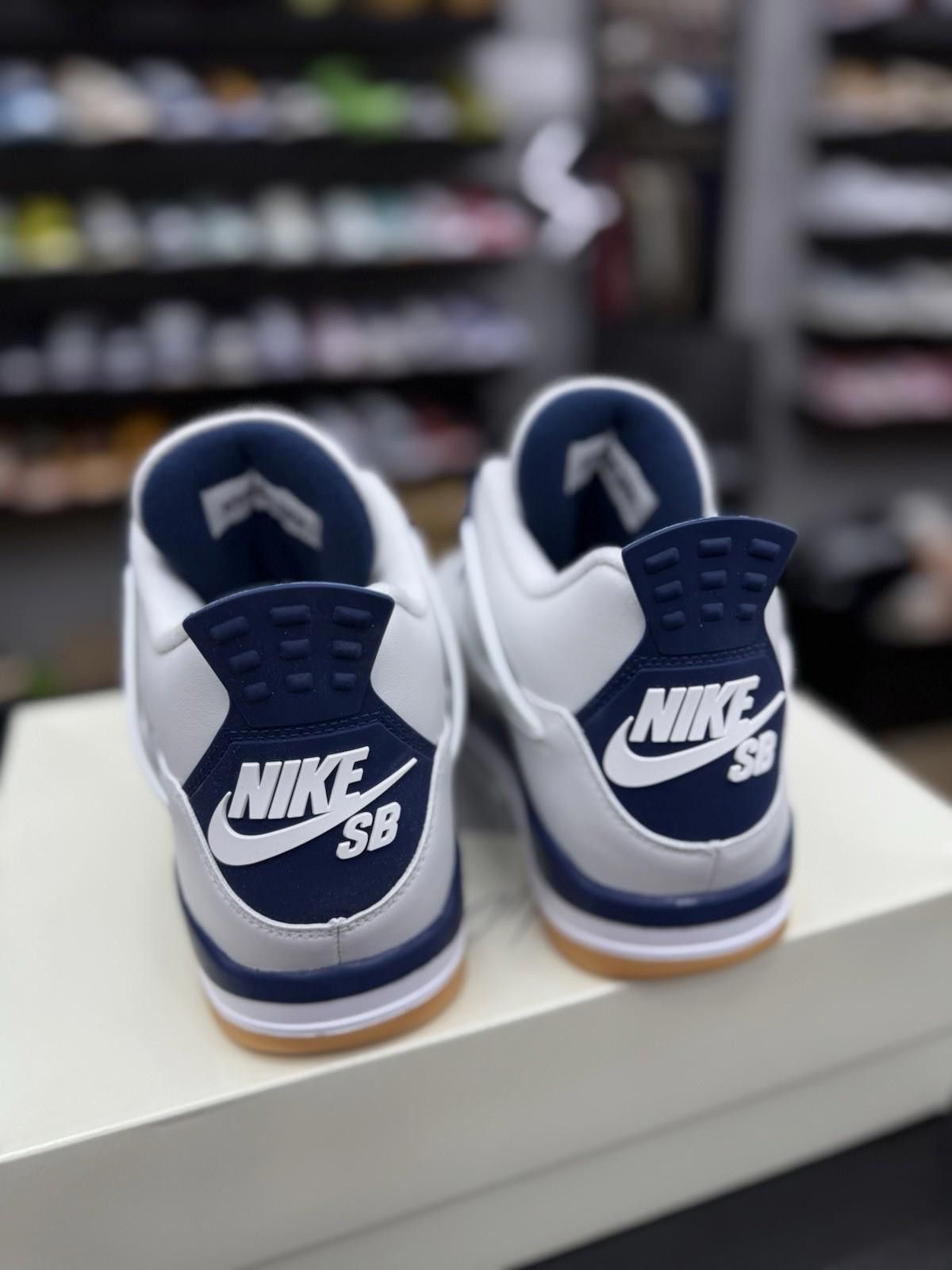 Jordan Brand Jordan 4 Navy SB Men’s Size 10 (DR5415-100) Brand NEW Size US 10 / EU 43 - 9 Thumbnail