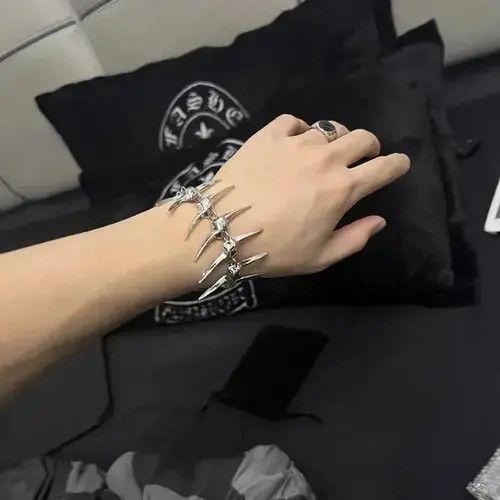 Jewelry × Vintage New Bracelet Thorny Spine Punk Size ONE SIZE - 2 Thumbnail