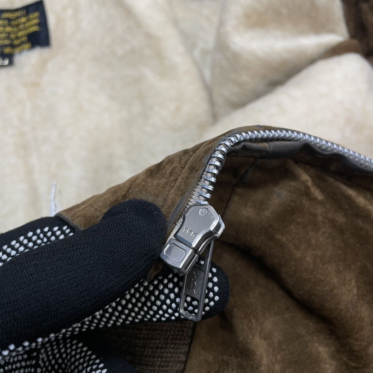 Japanese Brand VINTAGE VALIANTAS SUEDE LEATHER BOMBER JACKET MADE IN JAPAN Size US L / EU 52-54 / 3 - 14 Thumbnail