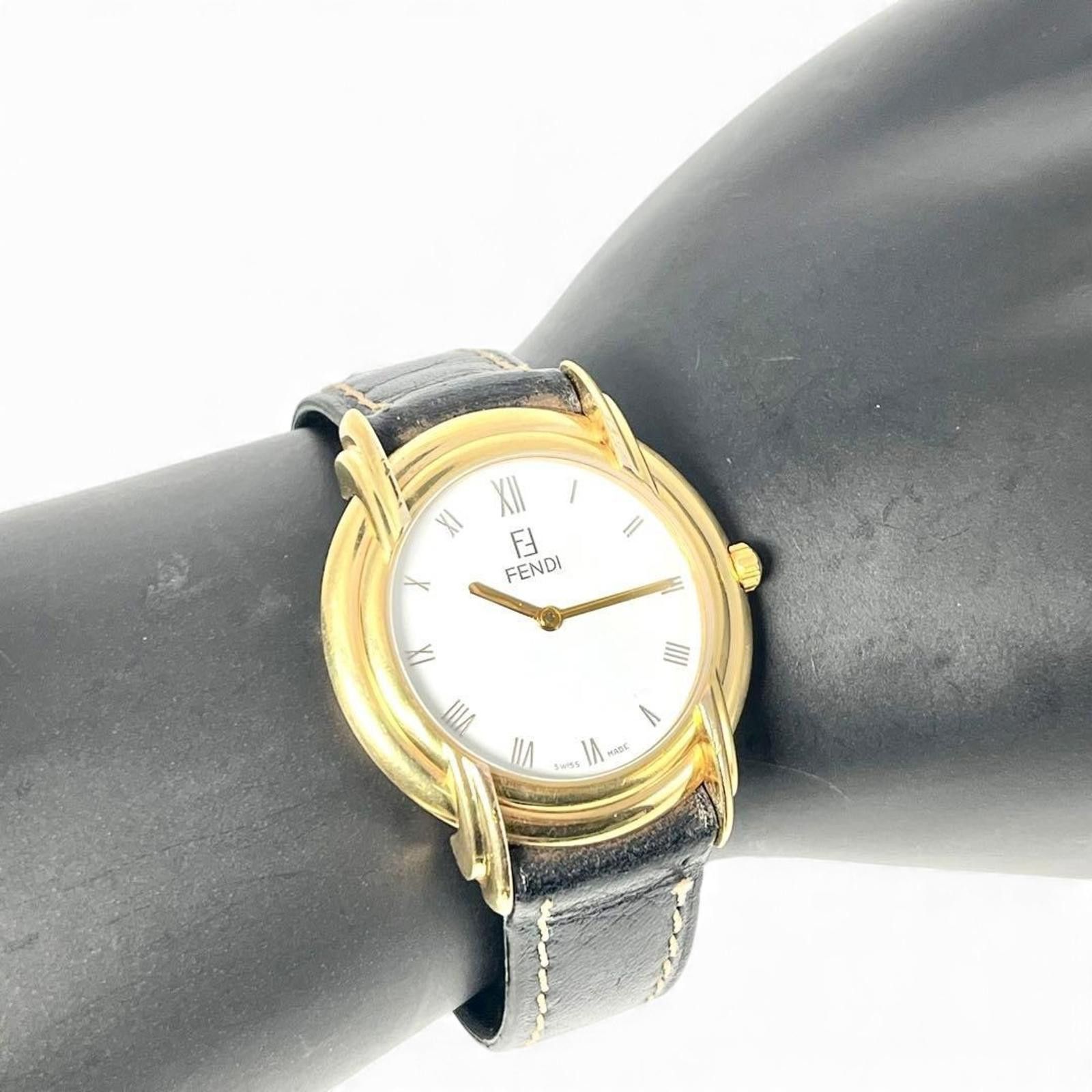 Fendi Fendi - Vintage Gold Tone Leather Strap Watch Size ONE SIZE - 2 Thumbnail