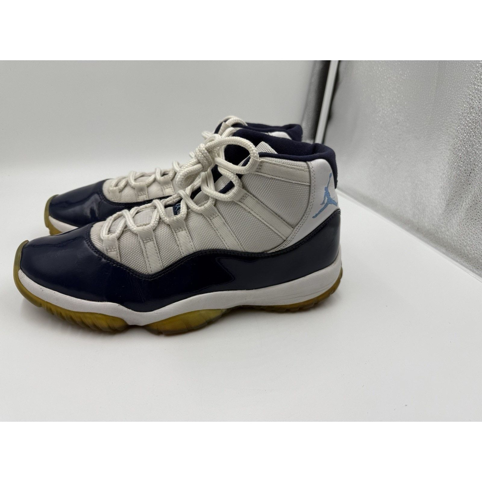 Jordan Brand Size 11 - Jordan 11 Retro High Win Like '82 Size US 11 / EU 44 - 2 Thumbnail