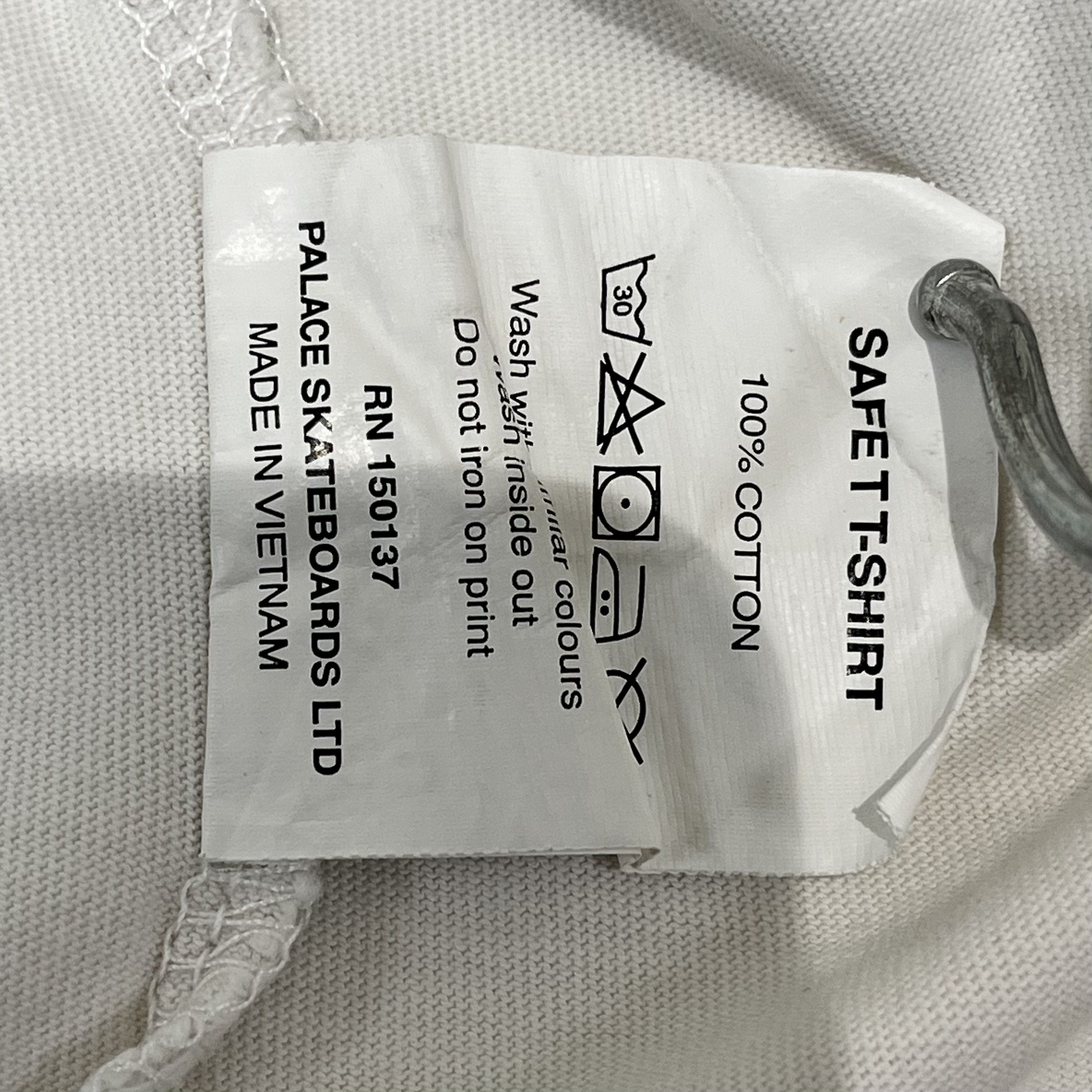 Palace Palace Safe T-Shirt White Size US S / EU 44-46 / 1 - 7 Thumbnail