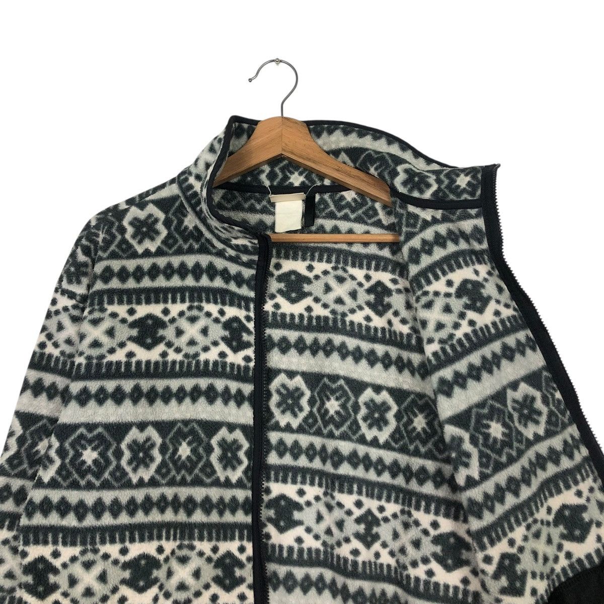L.L. Bean 🔥VINTAGE ZIPPER FLEECE JACKET L.L.BEAN FREEPORT NAVAJO AZTEC Size US M / EU 48-50 / 2 - 14 Thumbnail