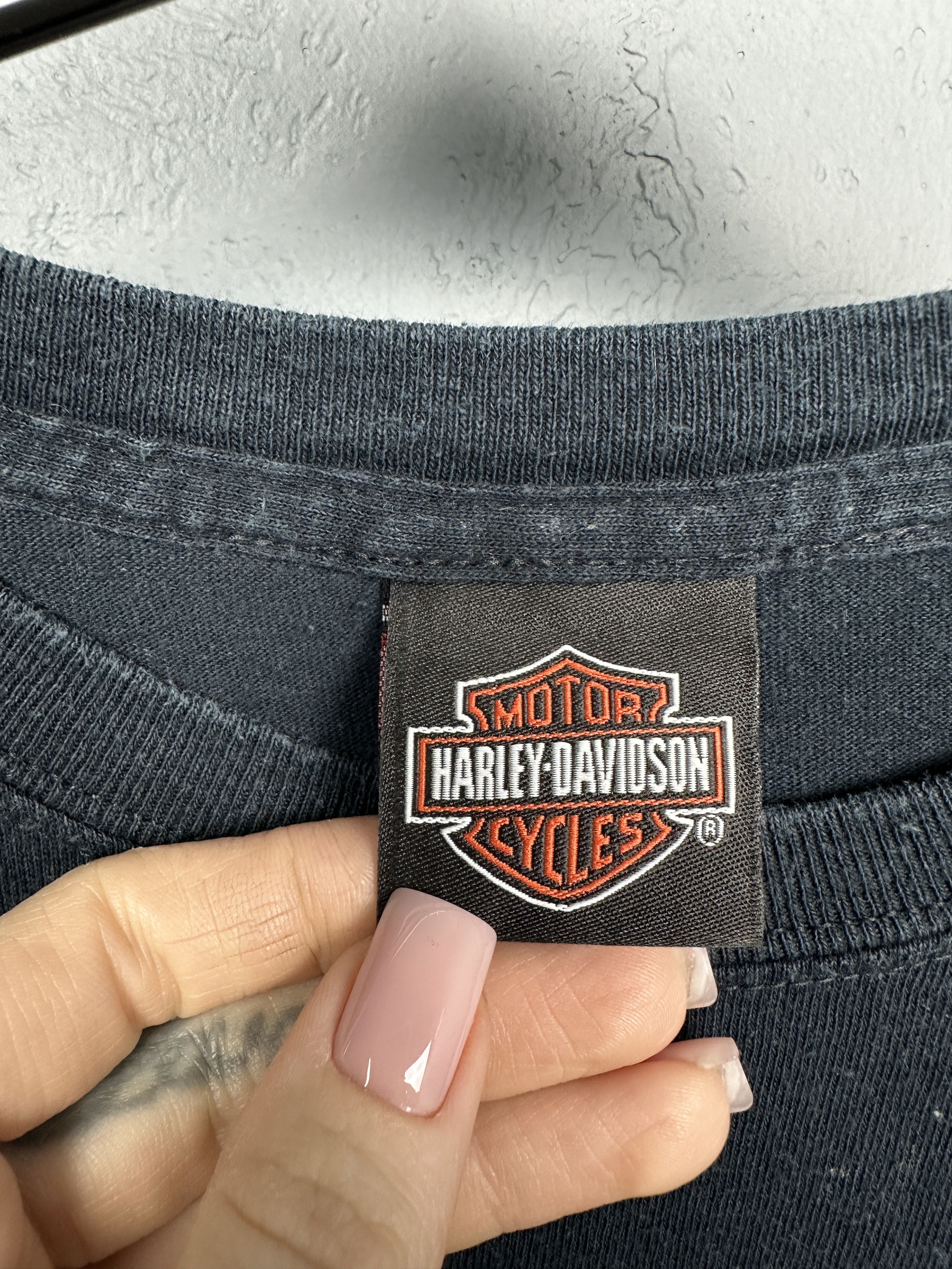 Harley Davidson Harley Davidson Newcastle 2011 Big Logo Mens T-Shirt Tee Size US L / EU 52-54 / 3 - 5 Thumbnail