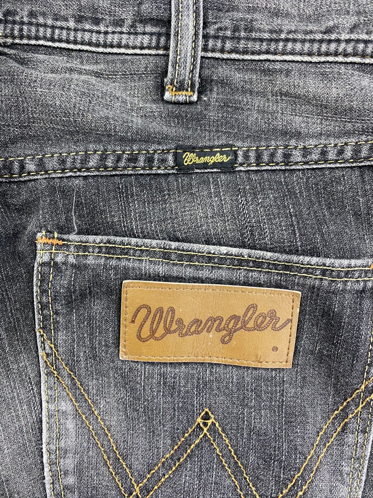 Japanese Brand × Vintage × Wrangler Vintage Wrangler Acid Grey Denim Jeans Size US 31 - 15 Thumbnail