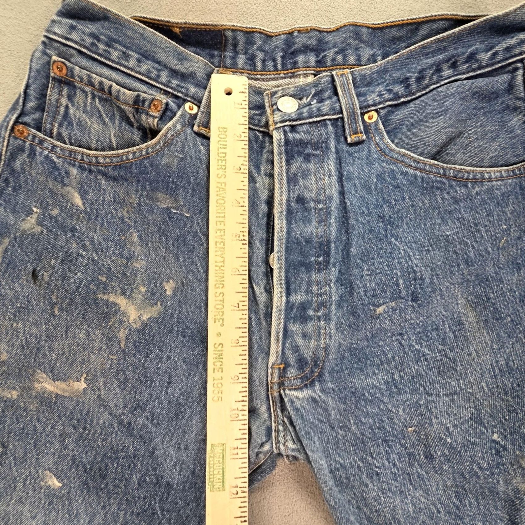 Levi's VINTAGE Levi's 501 Jeans Mens Blue Wash Straight Button Fly 30x33 USA 90s Fit Regular Mens Size US 30 / EU 46 - 7 Thumbnail