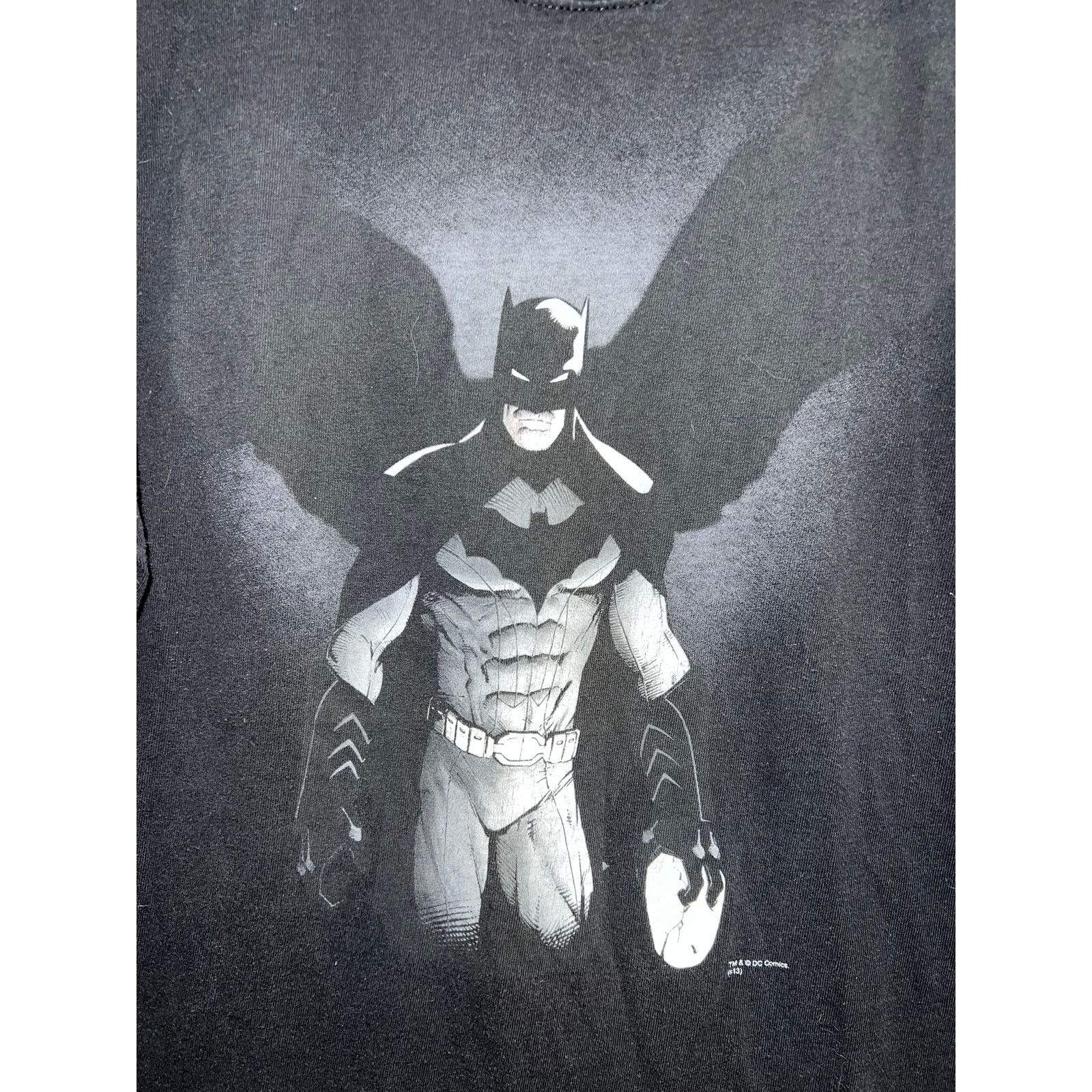 Hanes Batman The Dark Knight Shirt 2013 DC Comics Black Tee Medium Size US M / EU 48-50 / 2 - 2 Thumbnail