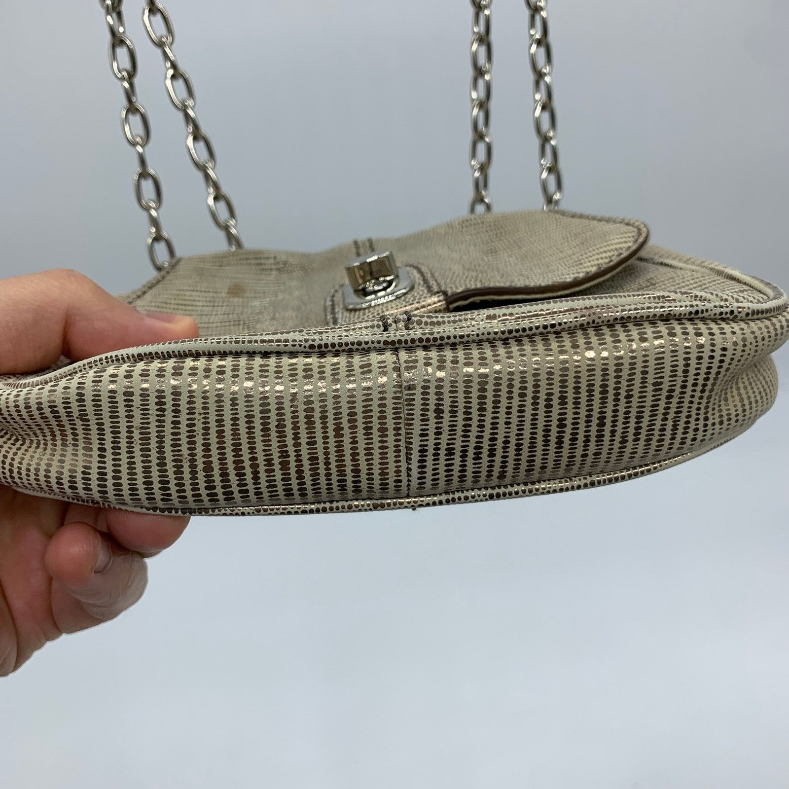 Banana Republic Banana Republic Crossbody Bag Chain Strap Gold Small Purse Size ONE SIZE - 11 Thumbnail