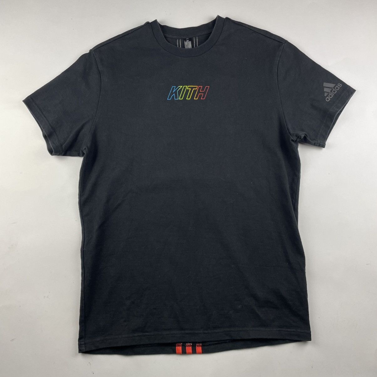 セブンイレブン 冬ギフト カタログ Streetwear × Kith × Adidas Kith T Black Terrex Adidas x トップス