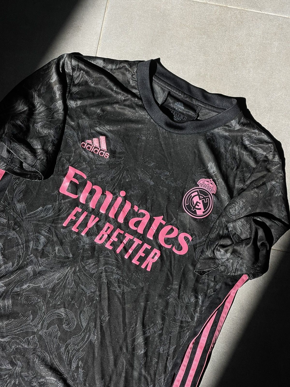 Adidas 2019 Adidas Real Madrid soccer jersey Size US M / EU 48-50 / 2 - 3 Thumbnail