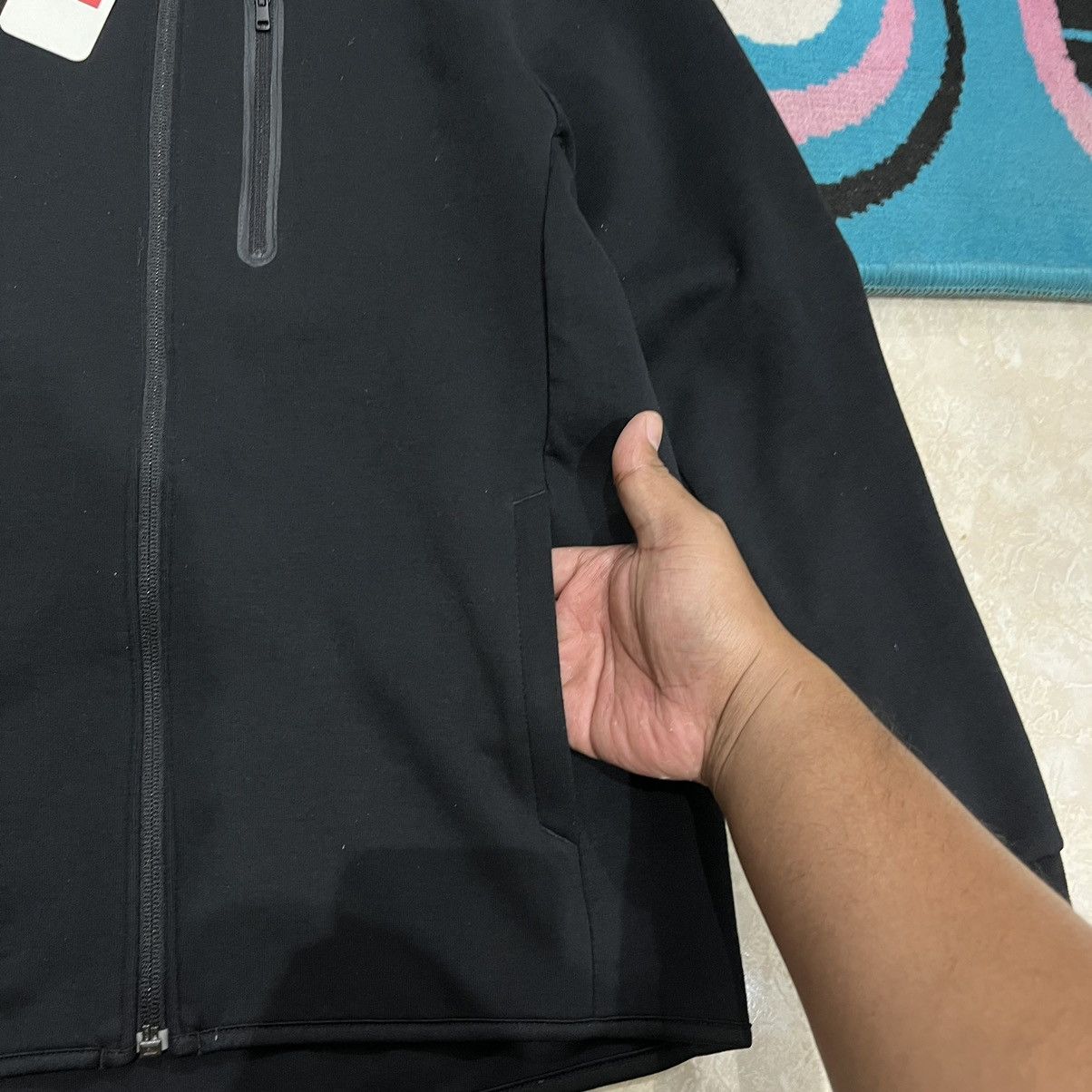 Japanese Brand × Uniqlo Uniqlo Men's Black Full Zip Hooded Jacket Size S Size US S / EU 44-46 / 1 - 5 Thumbnail